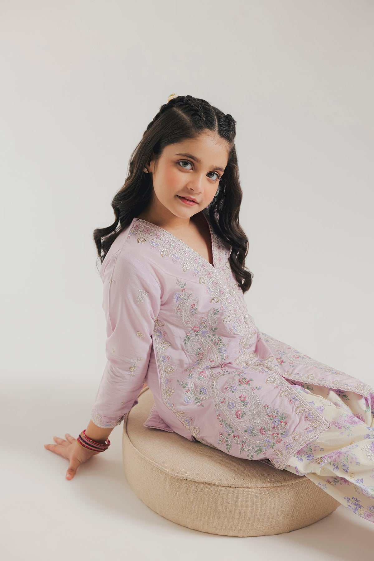 EMBROIDERED SUIT (E1082-404-529 E1082-304-529)