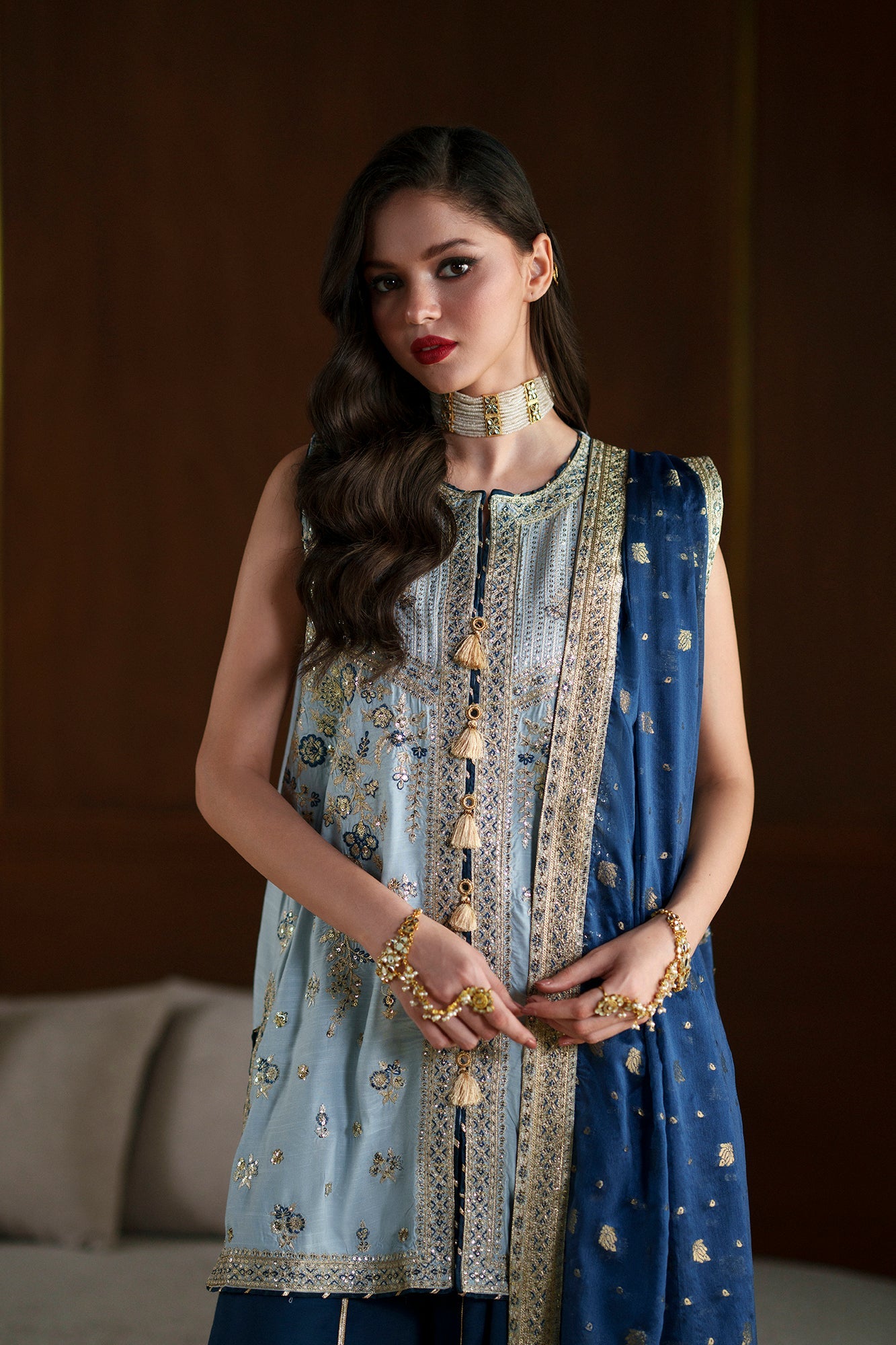 EMBROIDERED SUIT (E1100/104/913)