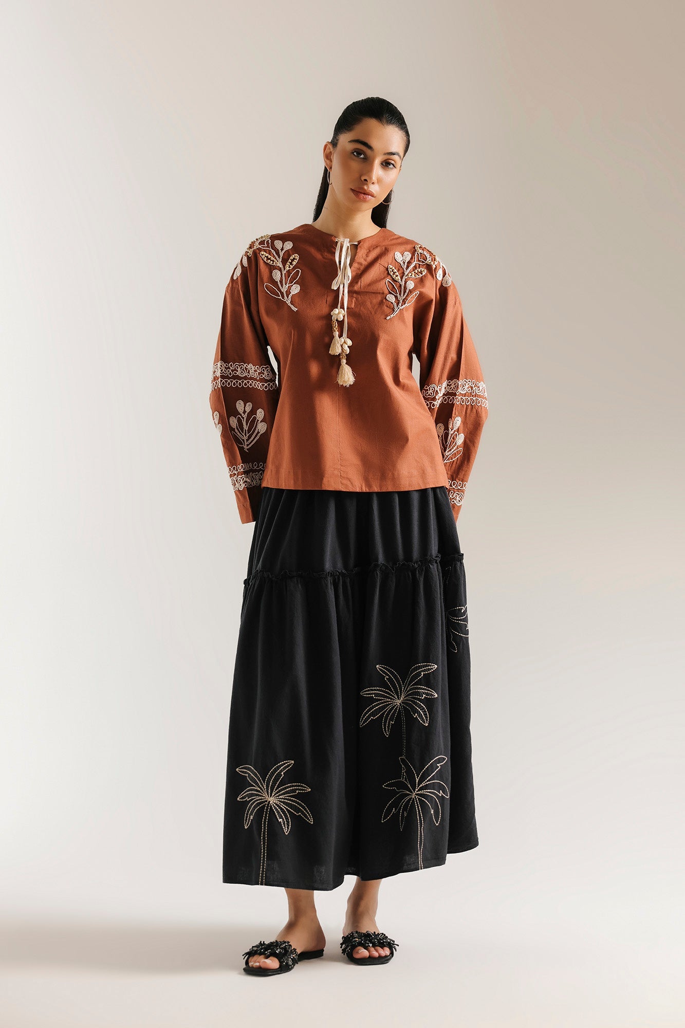 https://cdn.shopify.com/s/files/1/2290/7917/files/E1107-101-205_1.jpg?v=1780307556