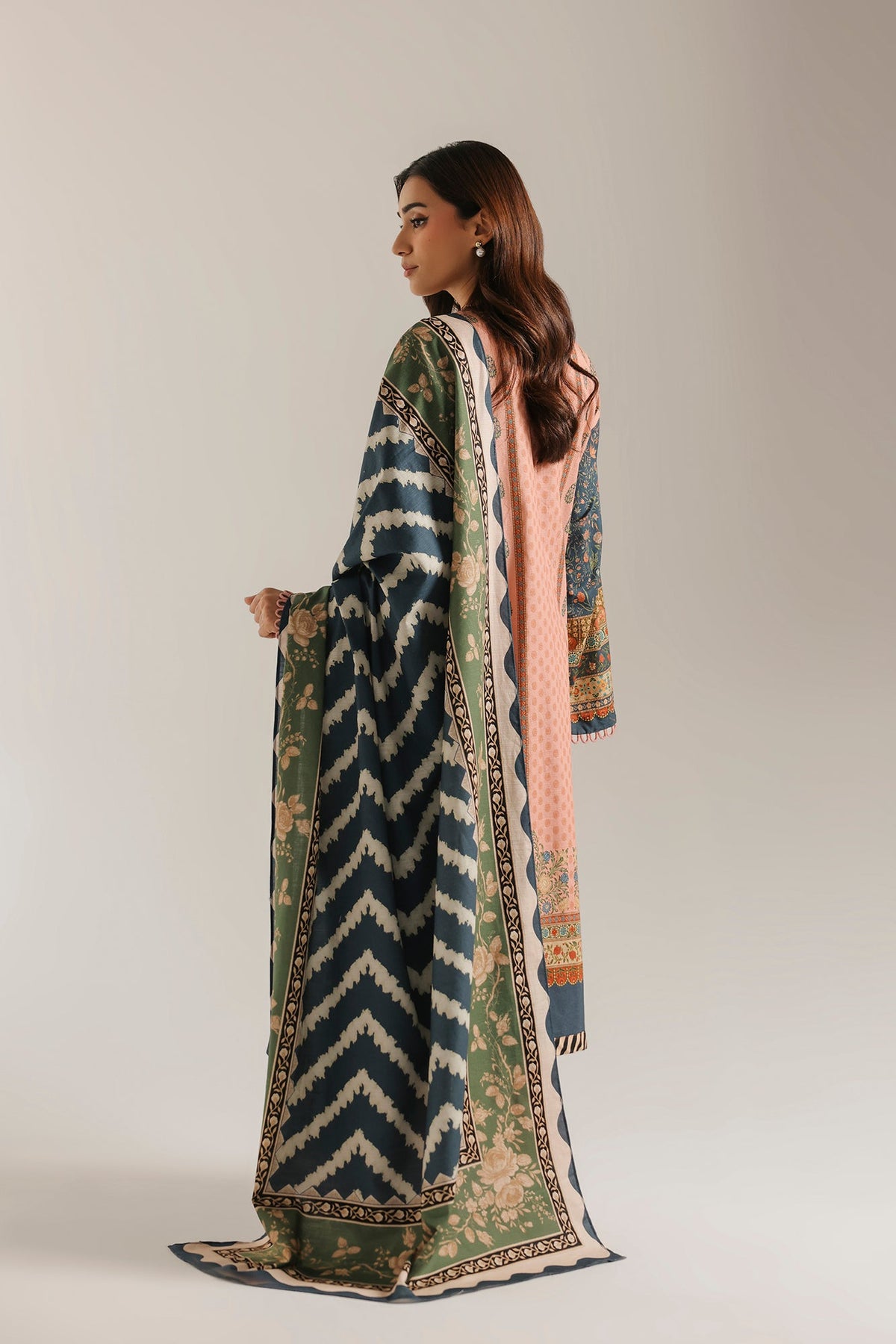 EMBROIDERED SUIT (E1107-203-315)