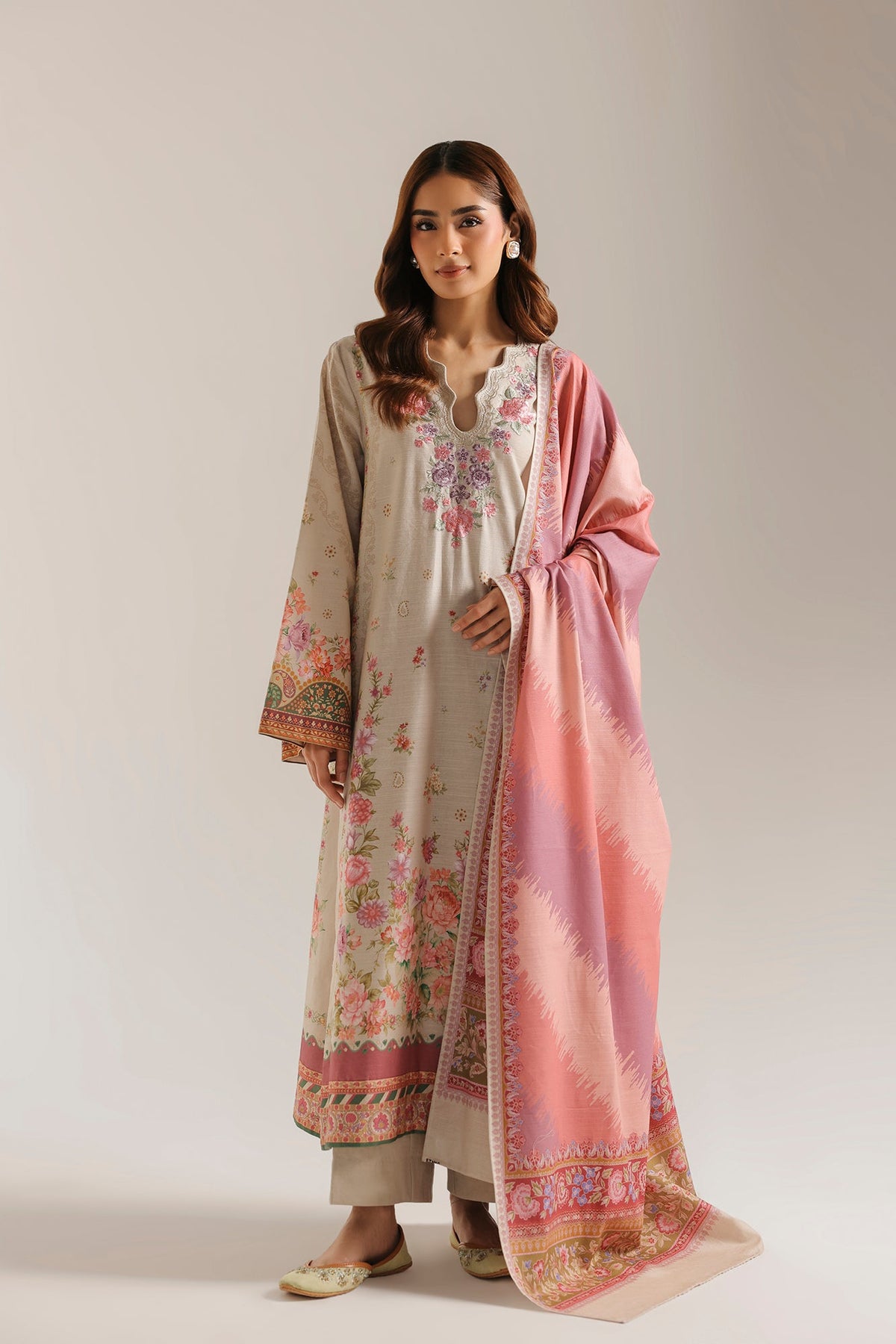 EMBROIDERED SUIT (E1108-203-003)