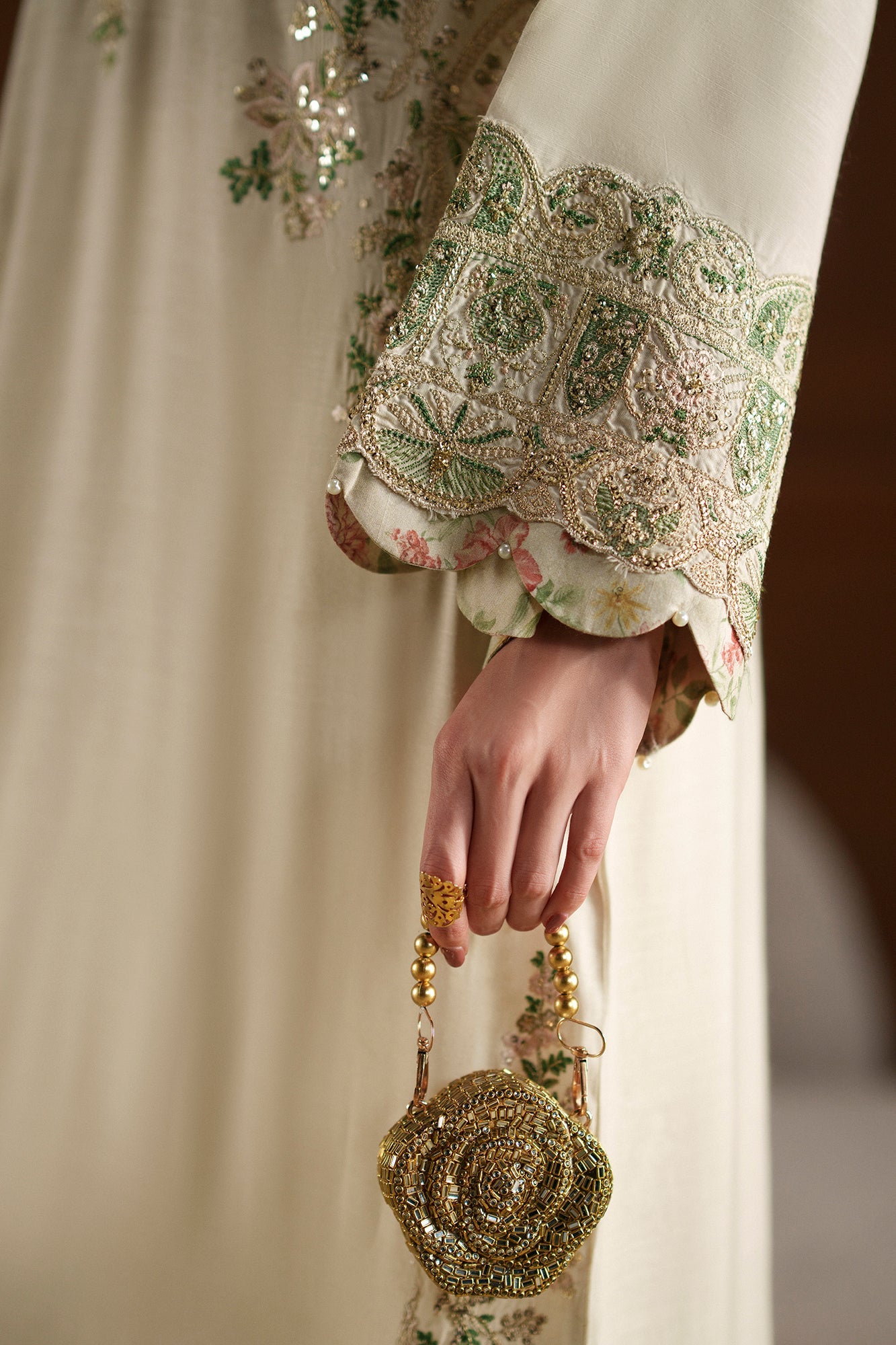 EMBROIDERED KAFTAN (E1112/104/006)