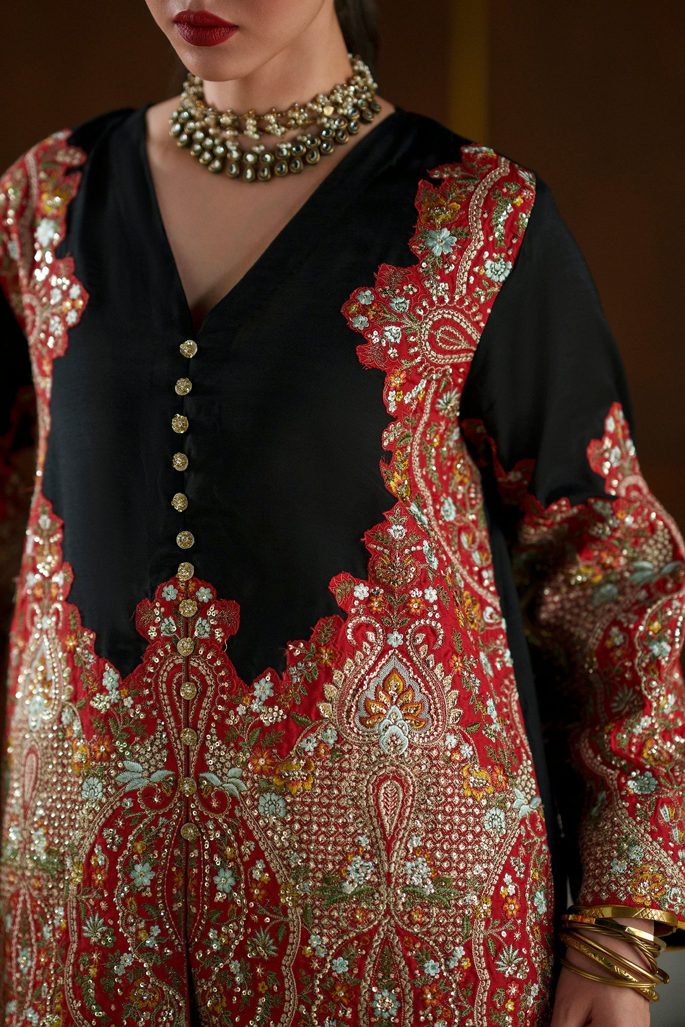 Embroidered Suit (E1122/104/902)