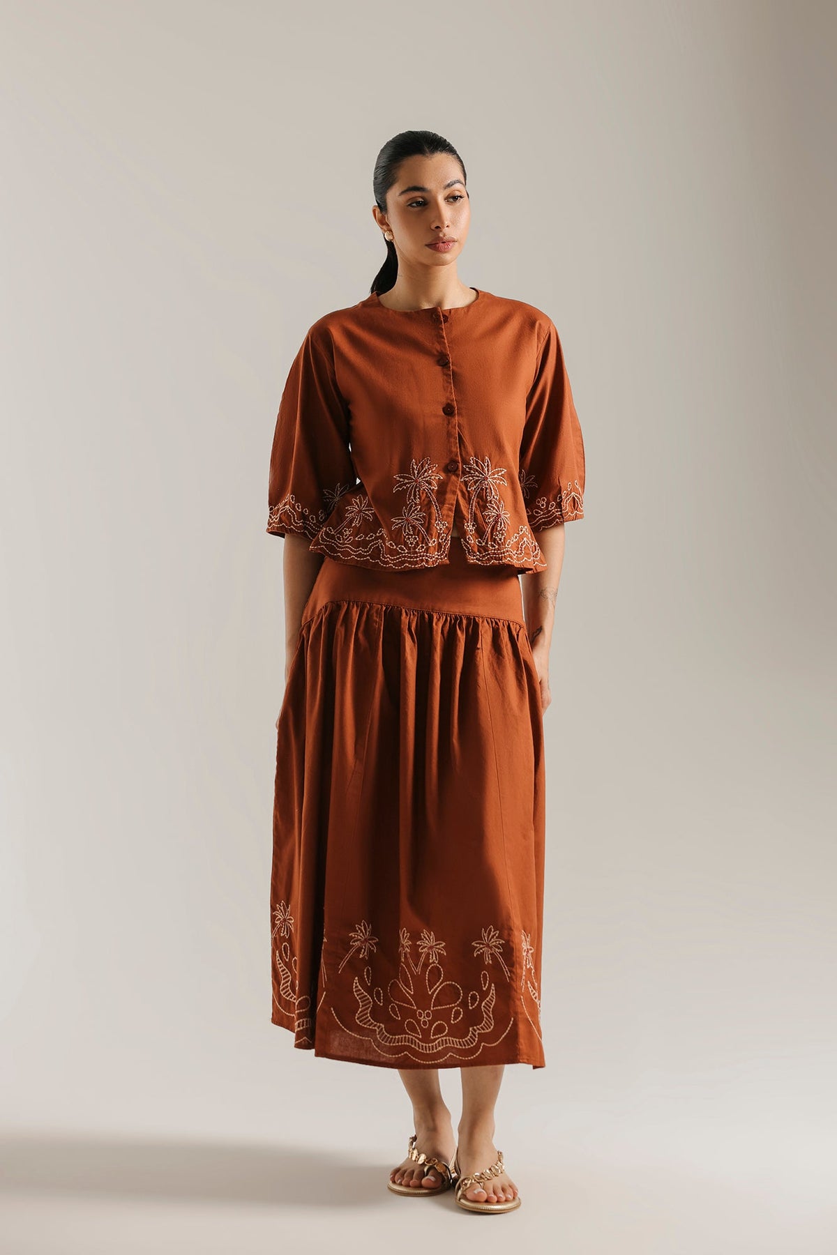 EMBROIDERED SUIT (E1127/101/209)