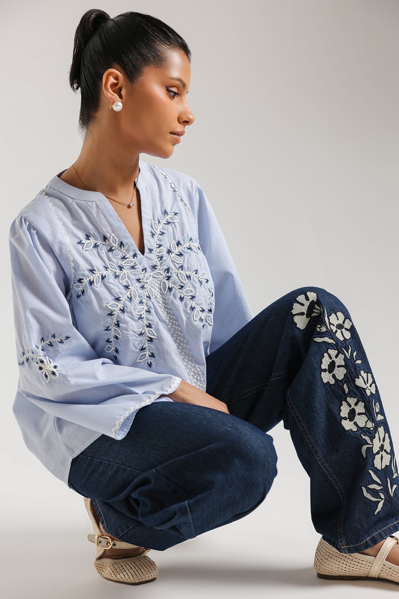 Embroidered Top (E1130/101/003)