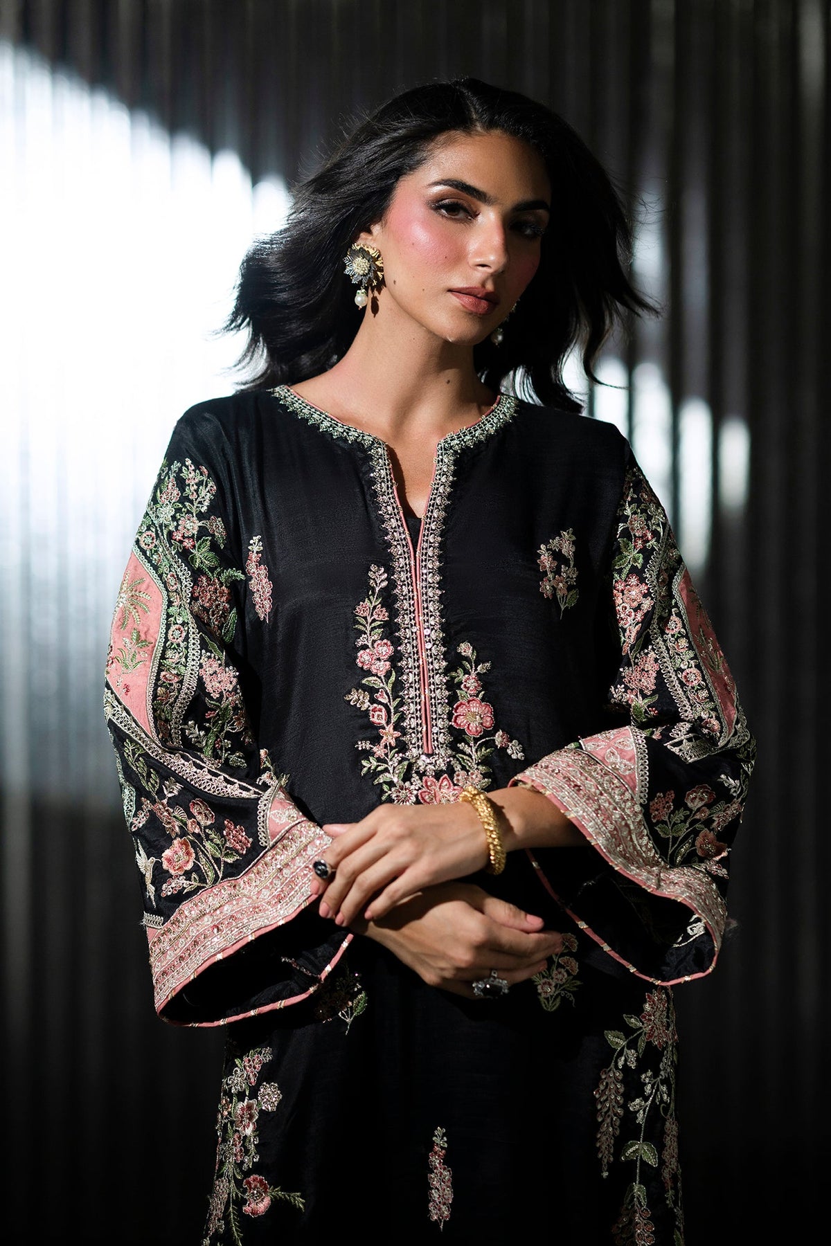 EMBROIDERED KAFTAN (E1135/104/902)