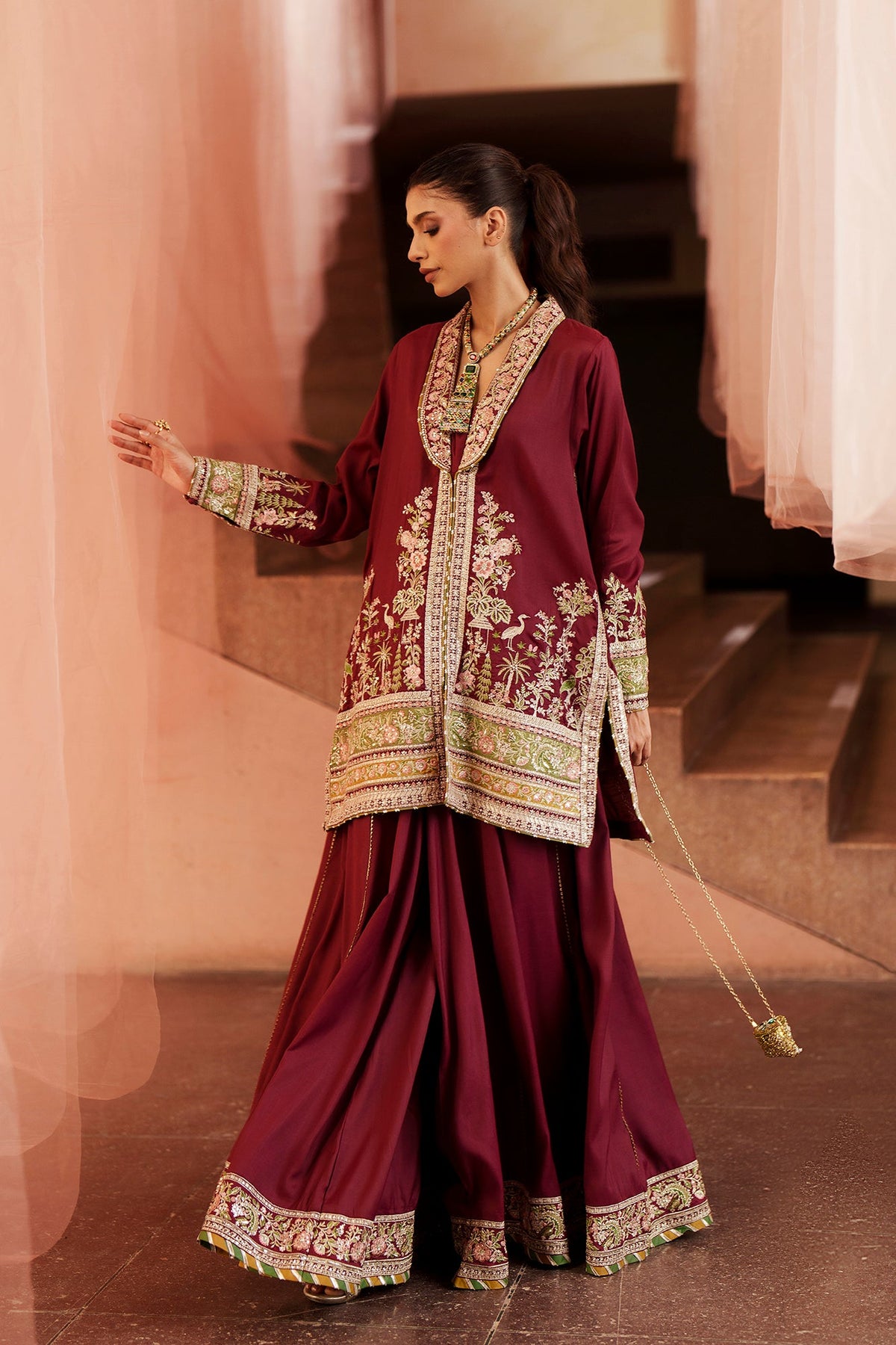 EMBROIDERED SUIT (E1136/104/305)