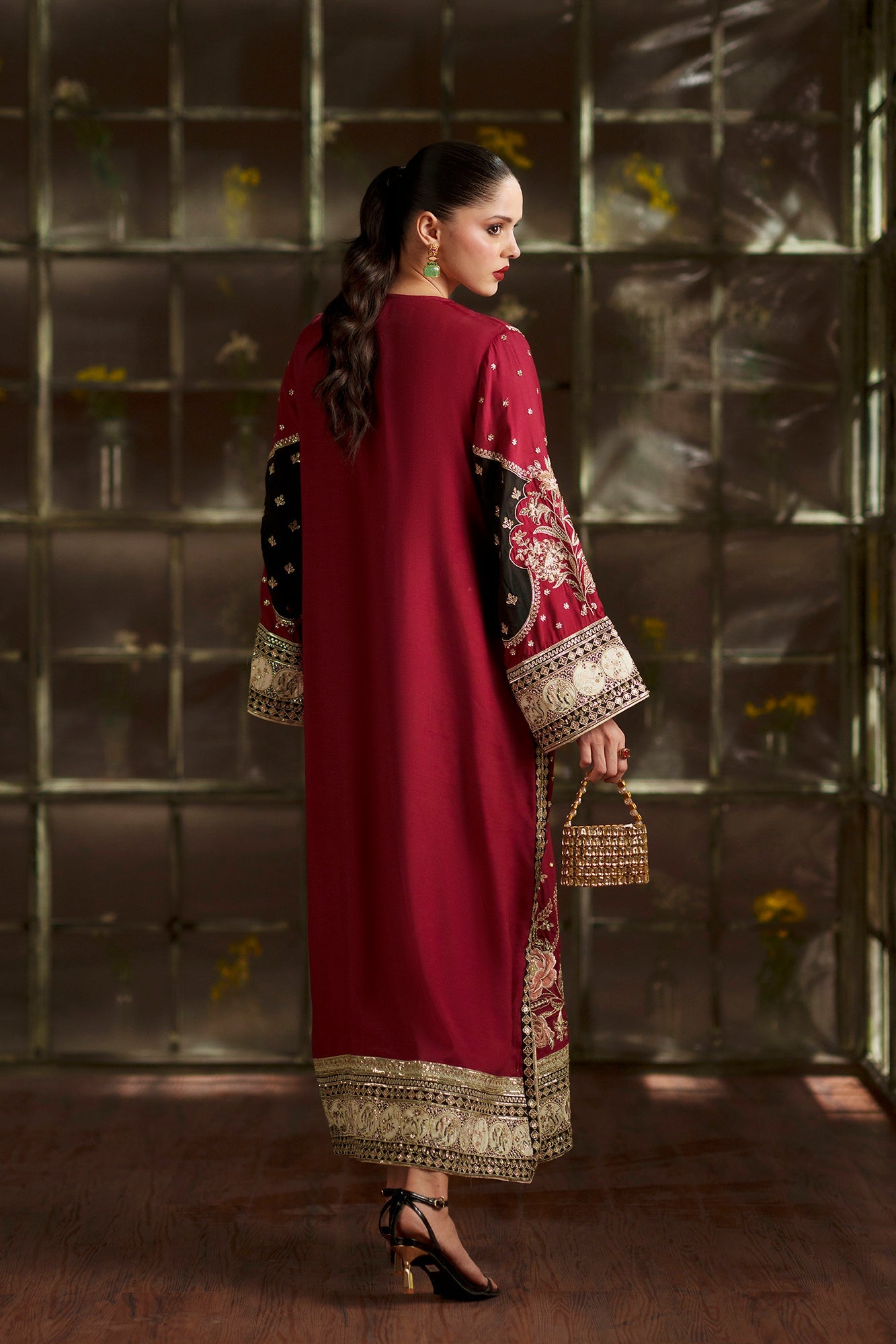 EMBROIDERED KAFTAN (E1149/104/418)