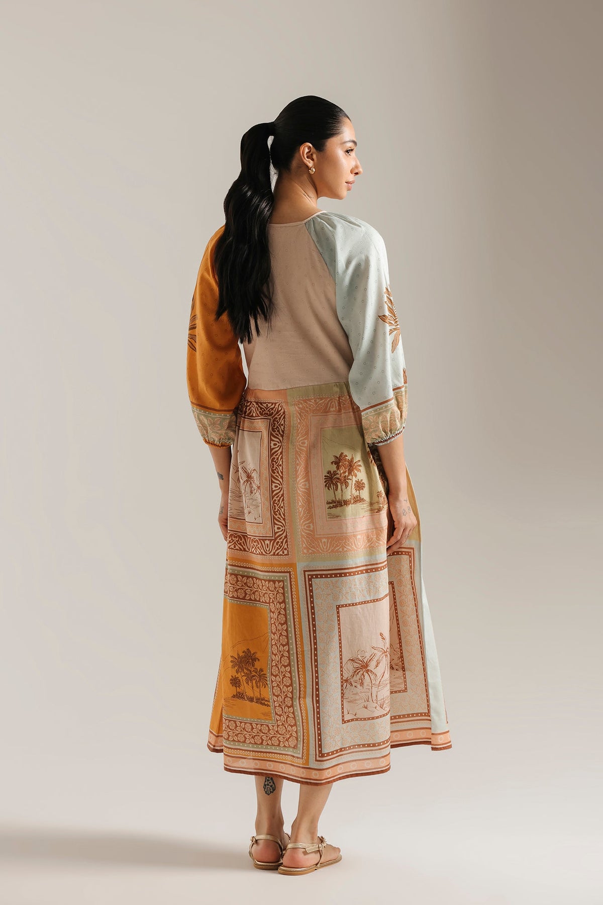 PRINTED DRESS (E1153/101/002)