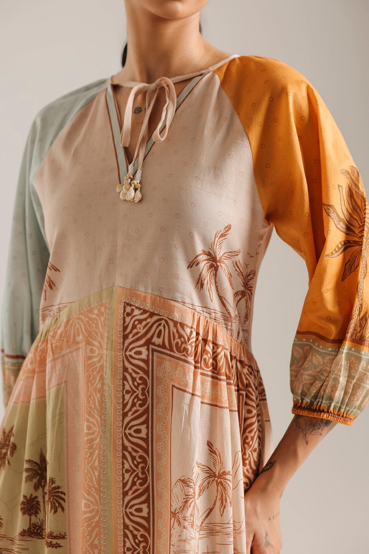 PRINTED DRESS (E1153/101/002)