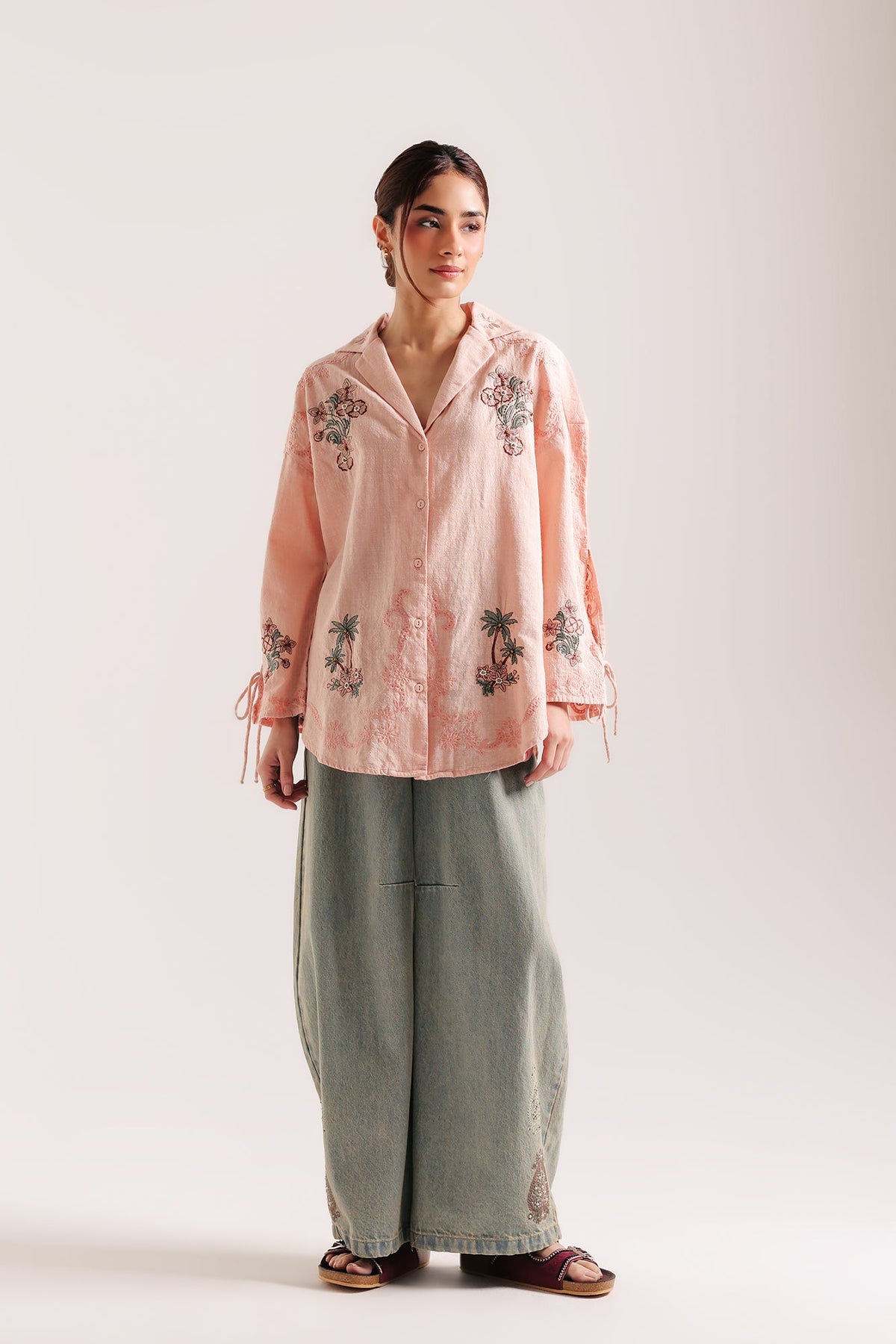 EMBROIDERED SHIRT (E1155/101/327)