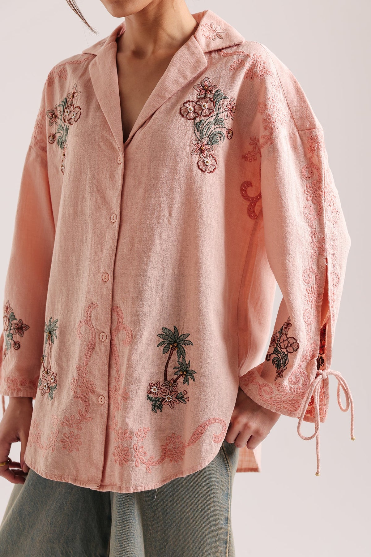 EMBROIDERED SHIRT (E1155/101/327)