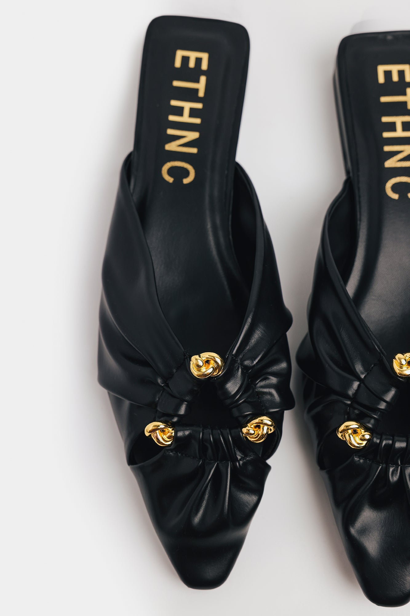 BACKLESS POINTY PUMPS (E1155/109/901)