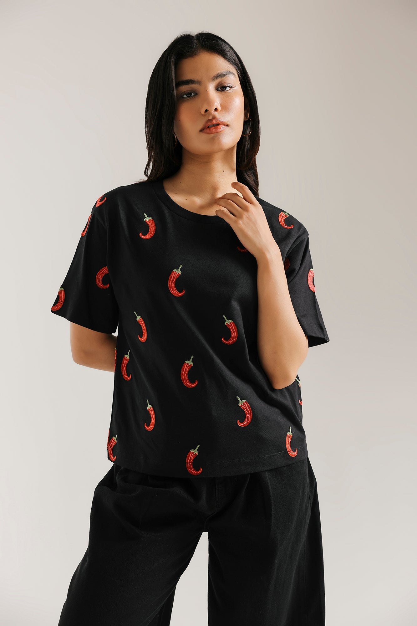 EMBROIDERED T-SHIRT (E1182-101-902)