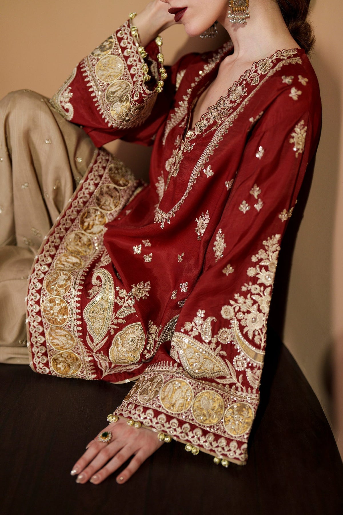 Ethnc – Grape Wine Embroidered Suit Style