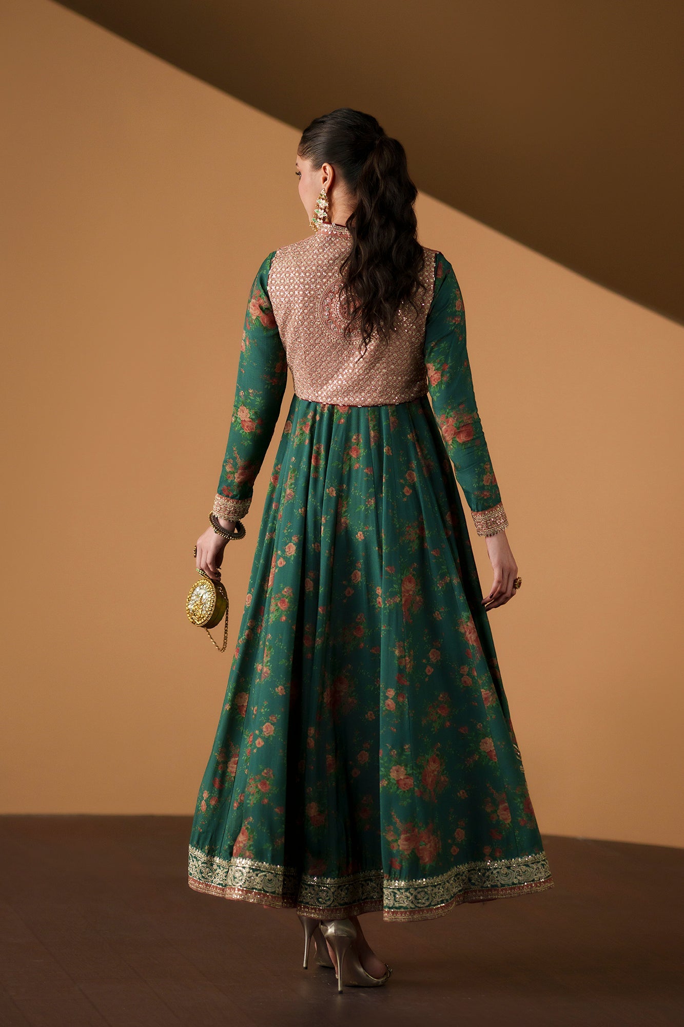 EMBROIDERED PISHWAS (E1236-104-707)