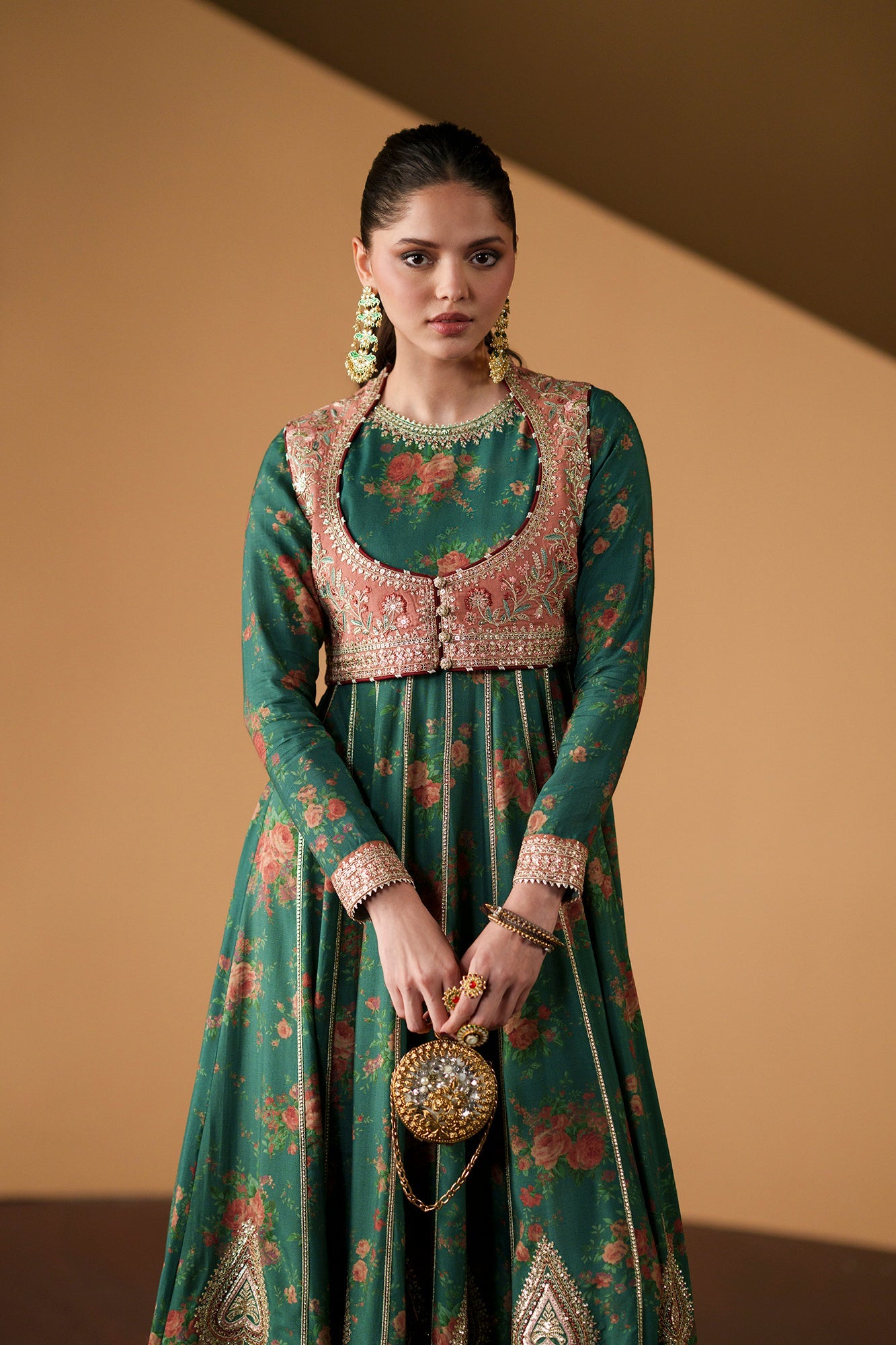 EMBROIDERED PISHWAS (E1236-104-707)
