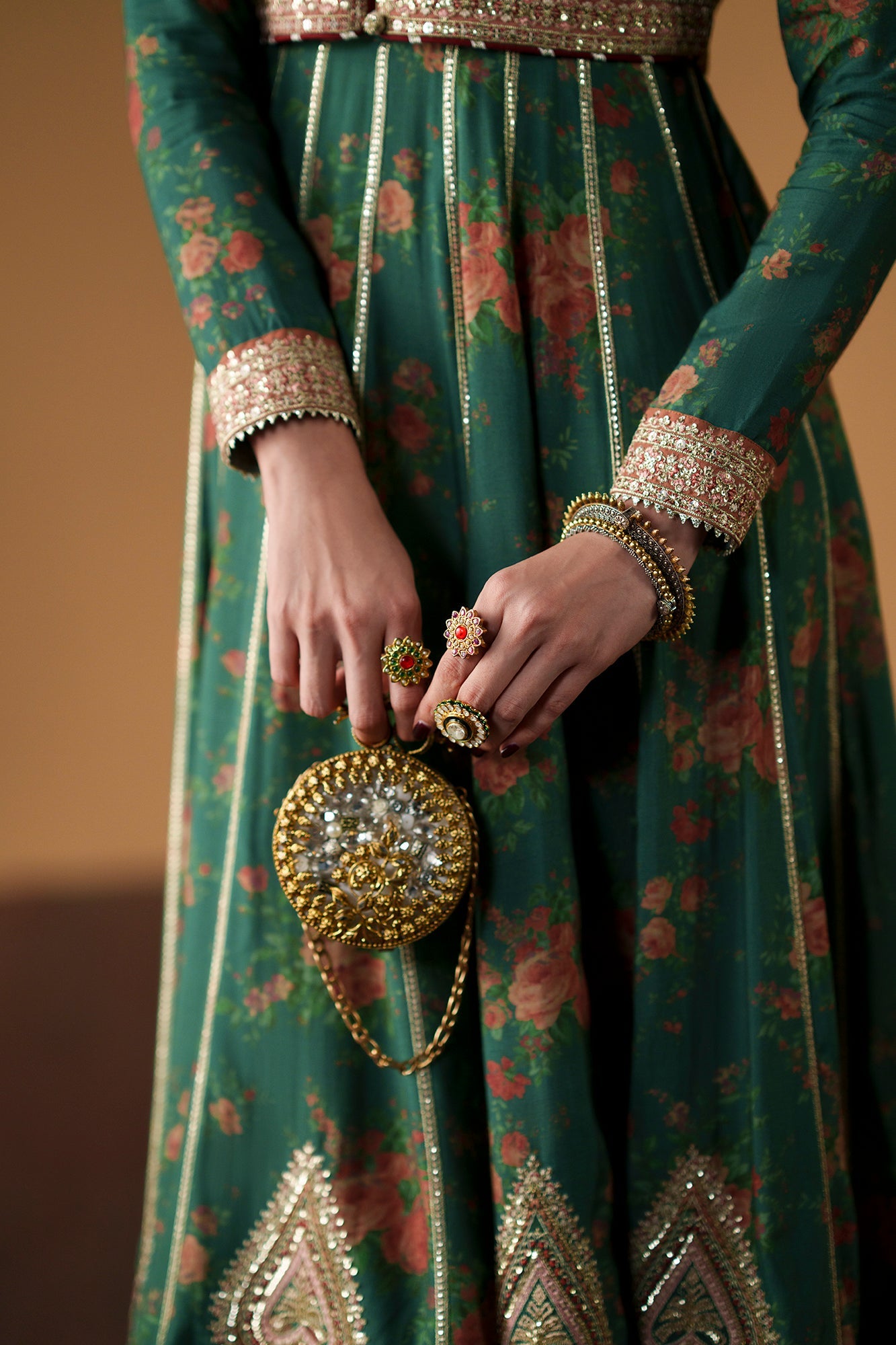 EMBROIDERED PISHWAS (E1236-104-707)