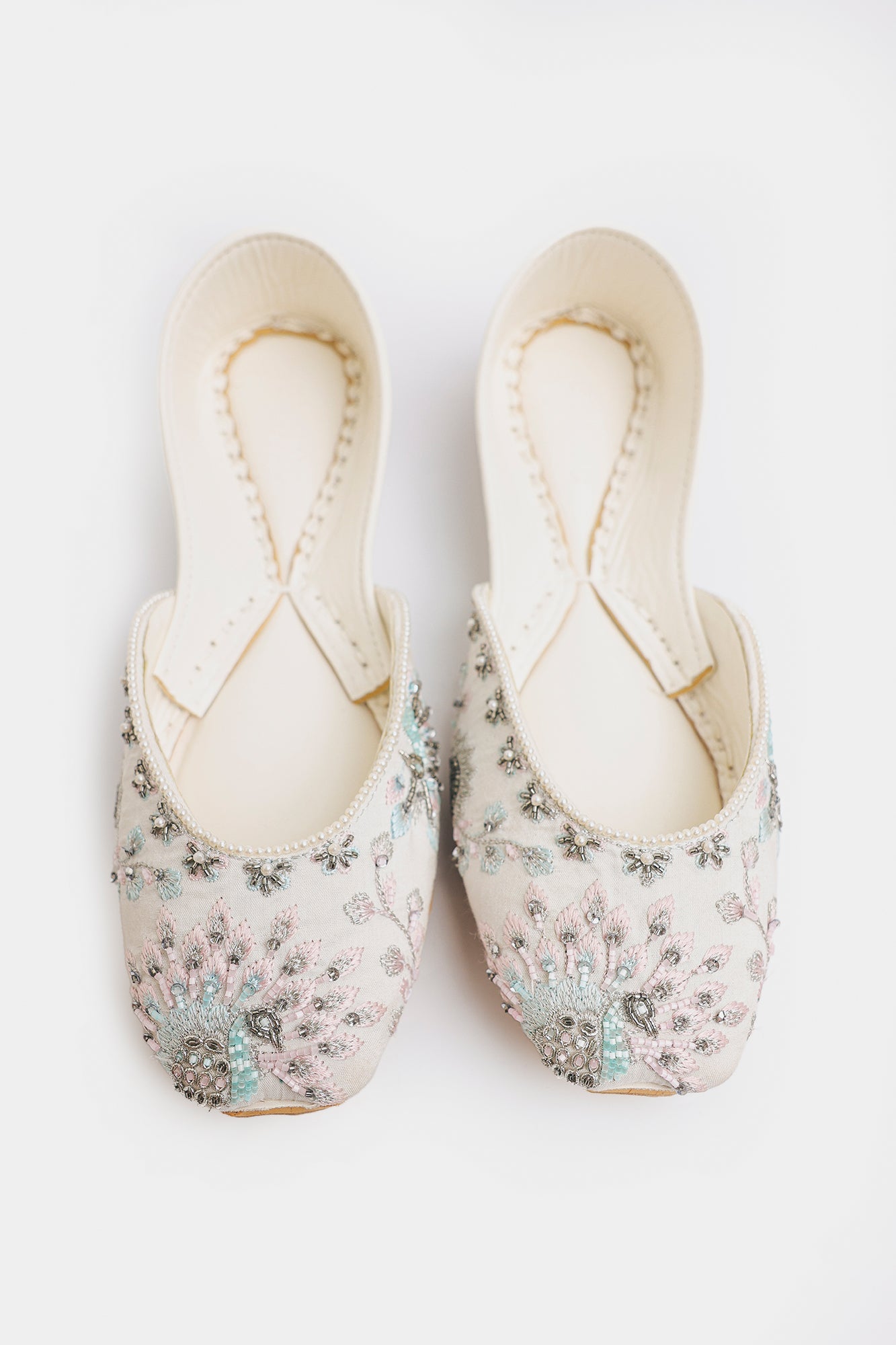 https://cdn.shopify.com/s/files/1/2290/7917/files/E1240-109-001_1.jpg?v=1780551047