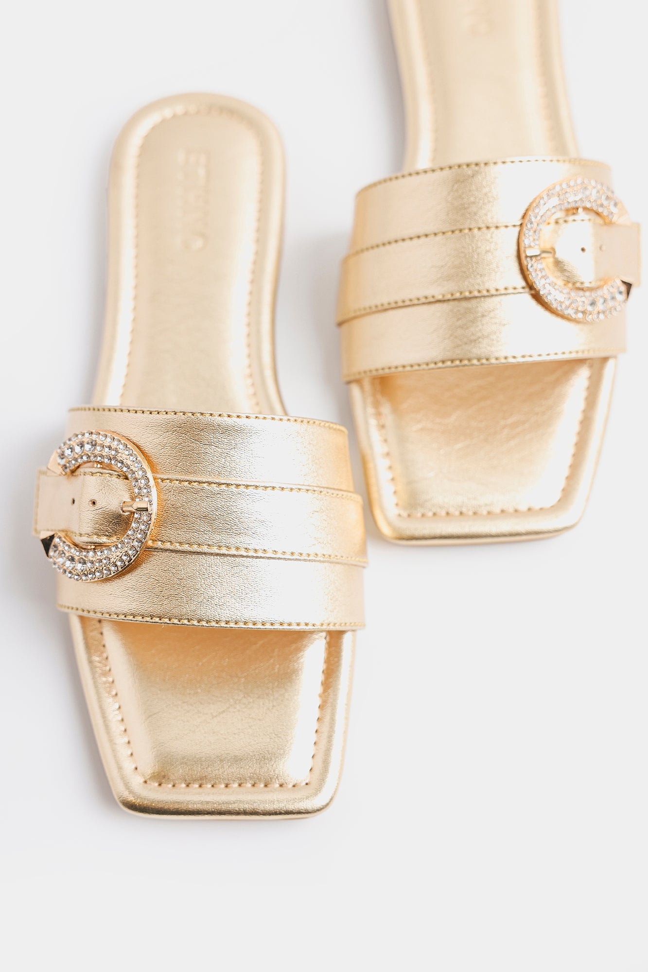 SANDAL (E1250/109/131)