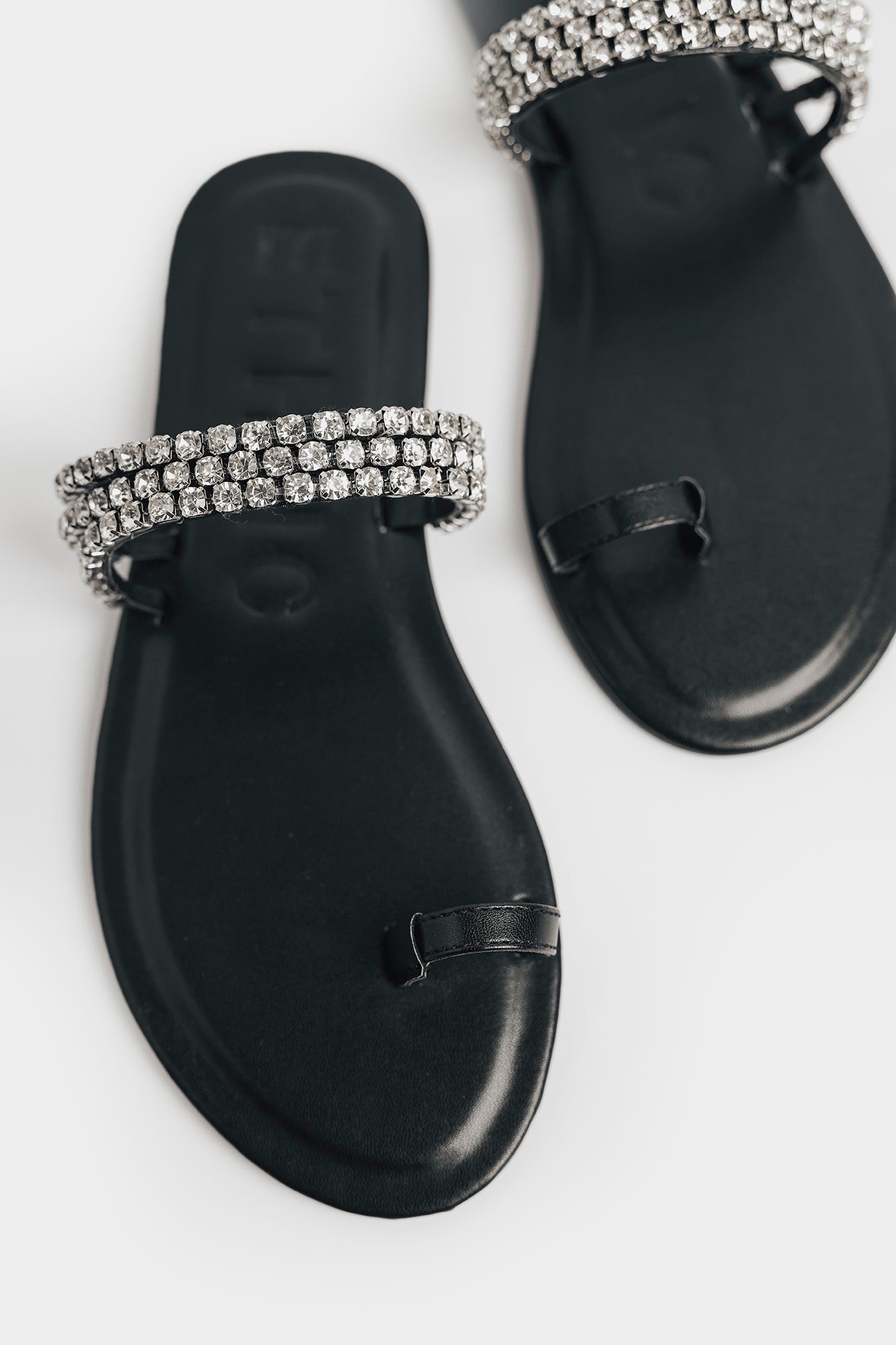 https://cdn.shopify.com/s/files/1/2290/7917/files/E1261-109-901_7.jpg?v=1776336327