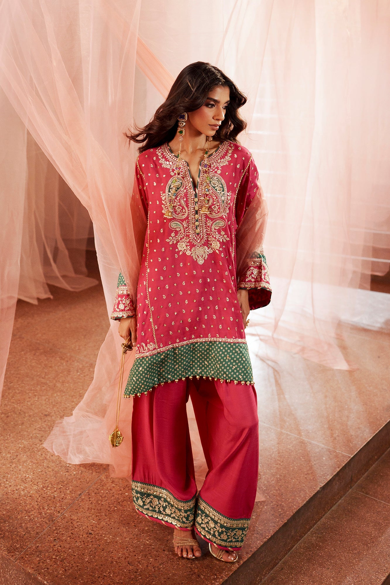 EMBROIDERED SUIT (E1262-104-428)