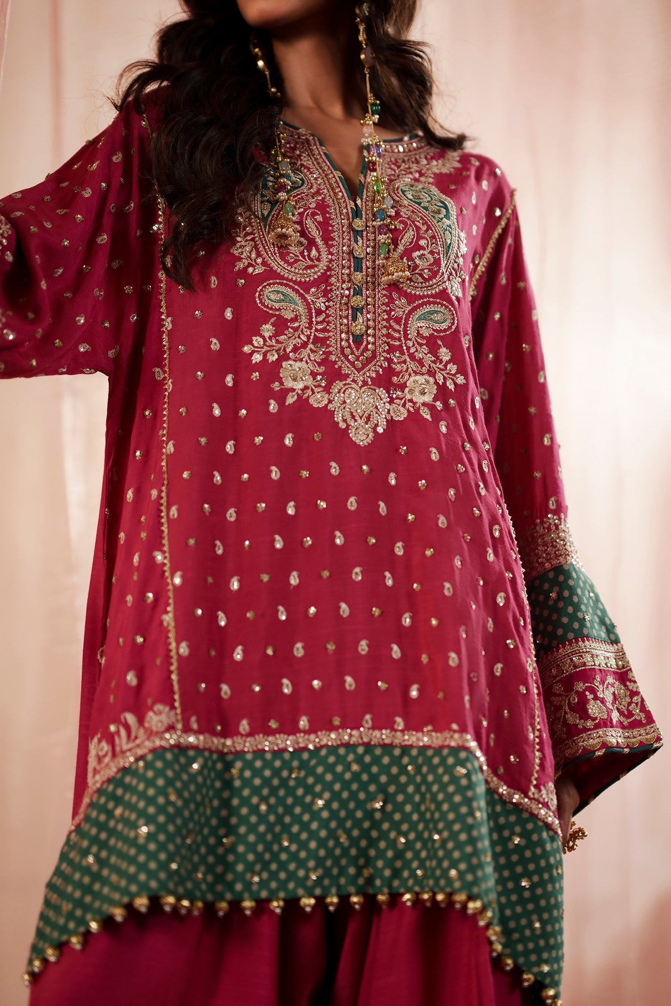 EMBROIDERED SUIT (E1262-104-428)
