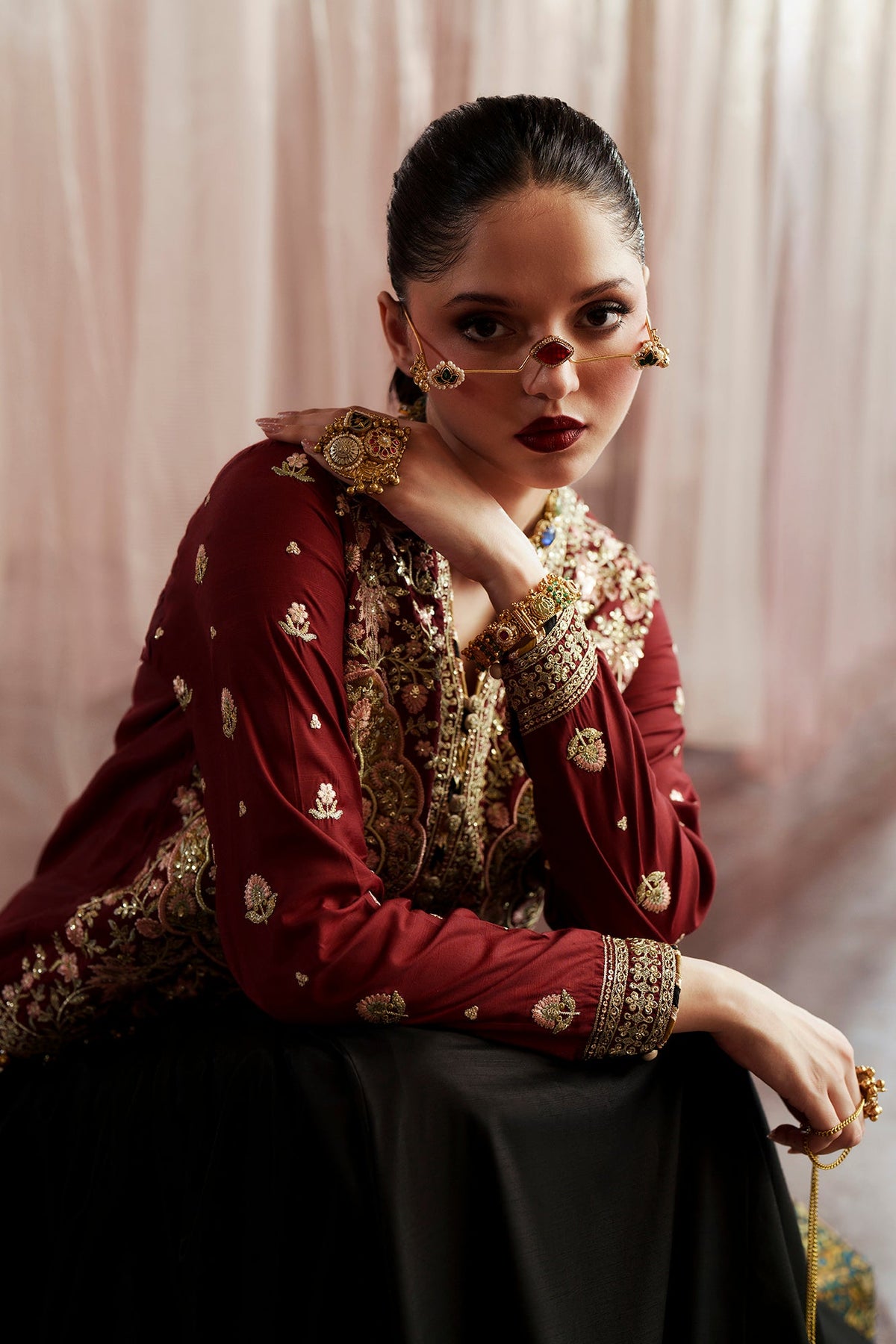 EMBROIDERED SUIT (E1270-104-306)
