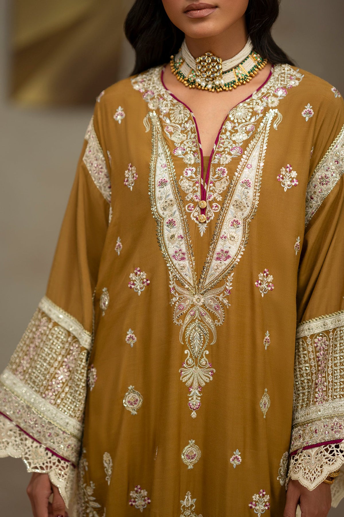EMBROIDERED KAFTAN (E1275-104-114)