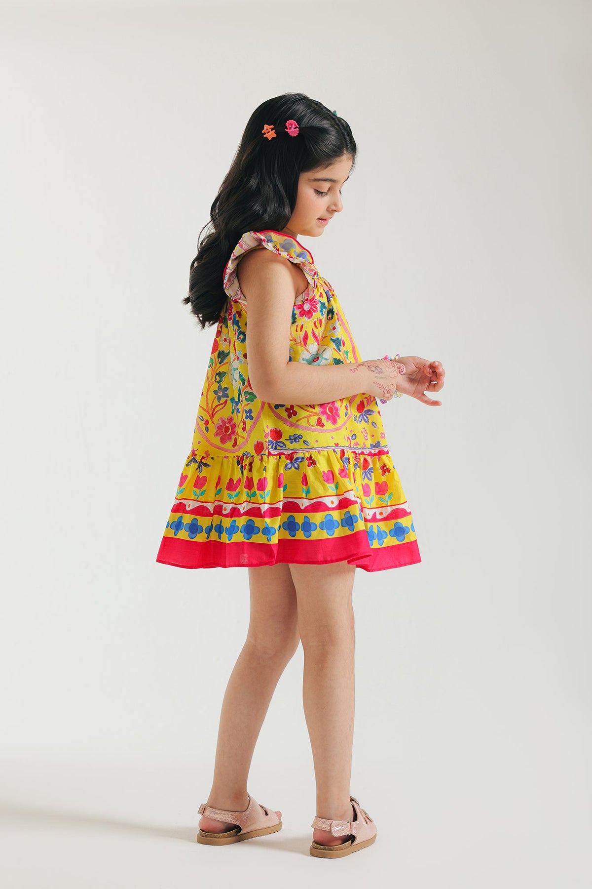 DRESS (E1405/301/109)