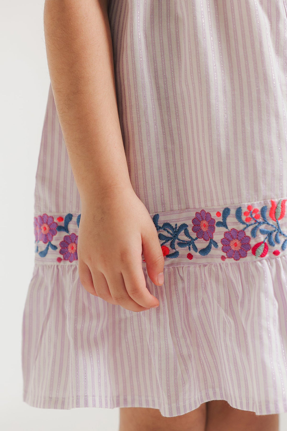 EMBROIDERED DRESS (E1420/301/909)