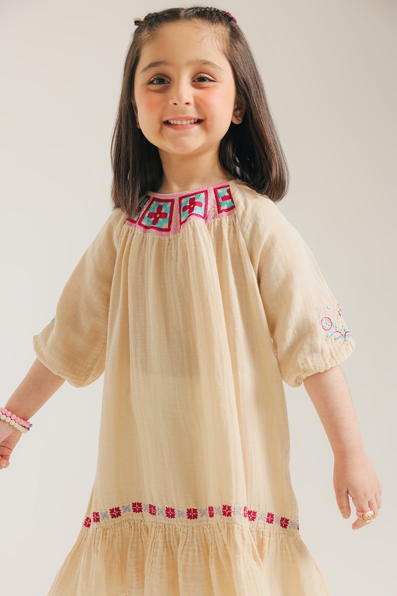 DRESS (E1422/301/003)