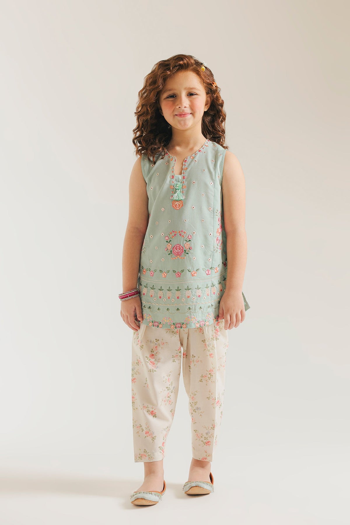 EMBROIDERED SUIT (E1502/402/615 E1502/302/615)