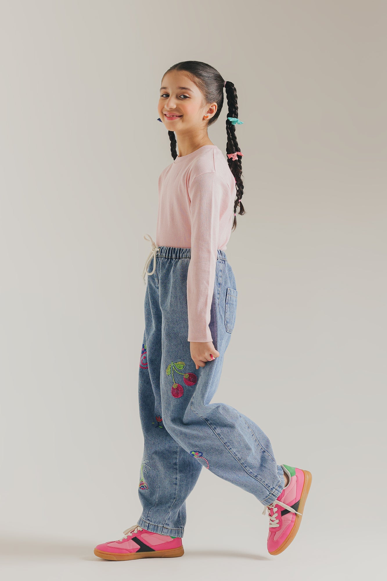 https://cdn.shopify.com/s/files/1/2290/7917/files/E1513-401-630_3.jpg?v=1761800666