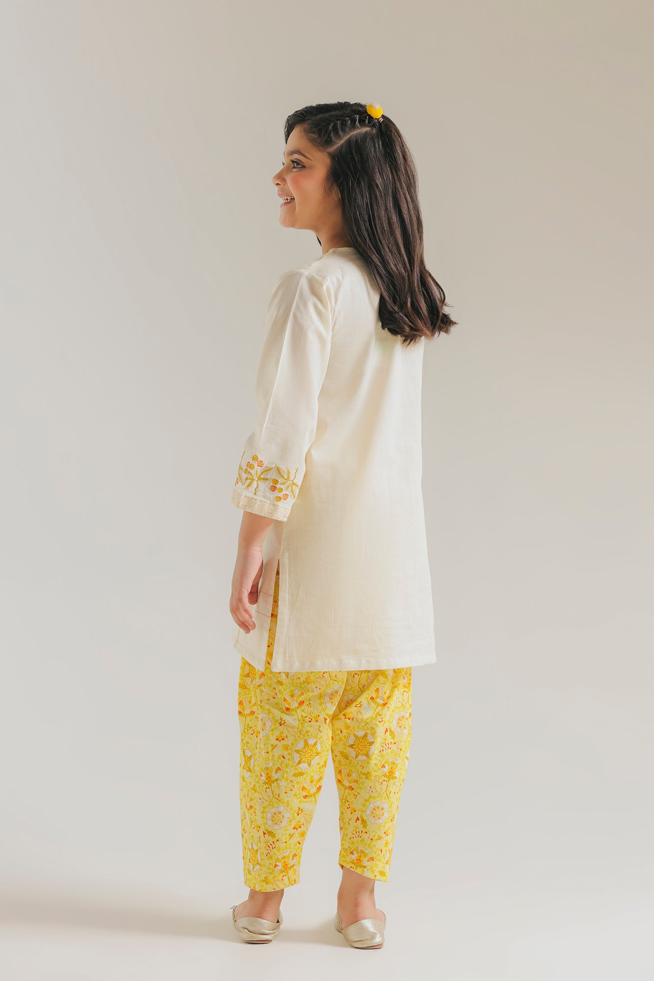 EMBROIDERED SUIT (E1514/402/005 E1514/302/005)