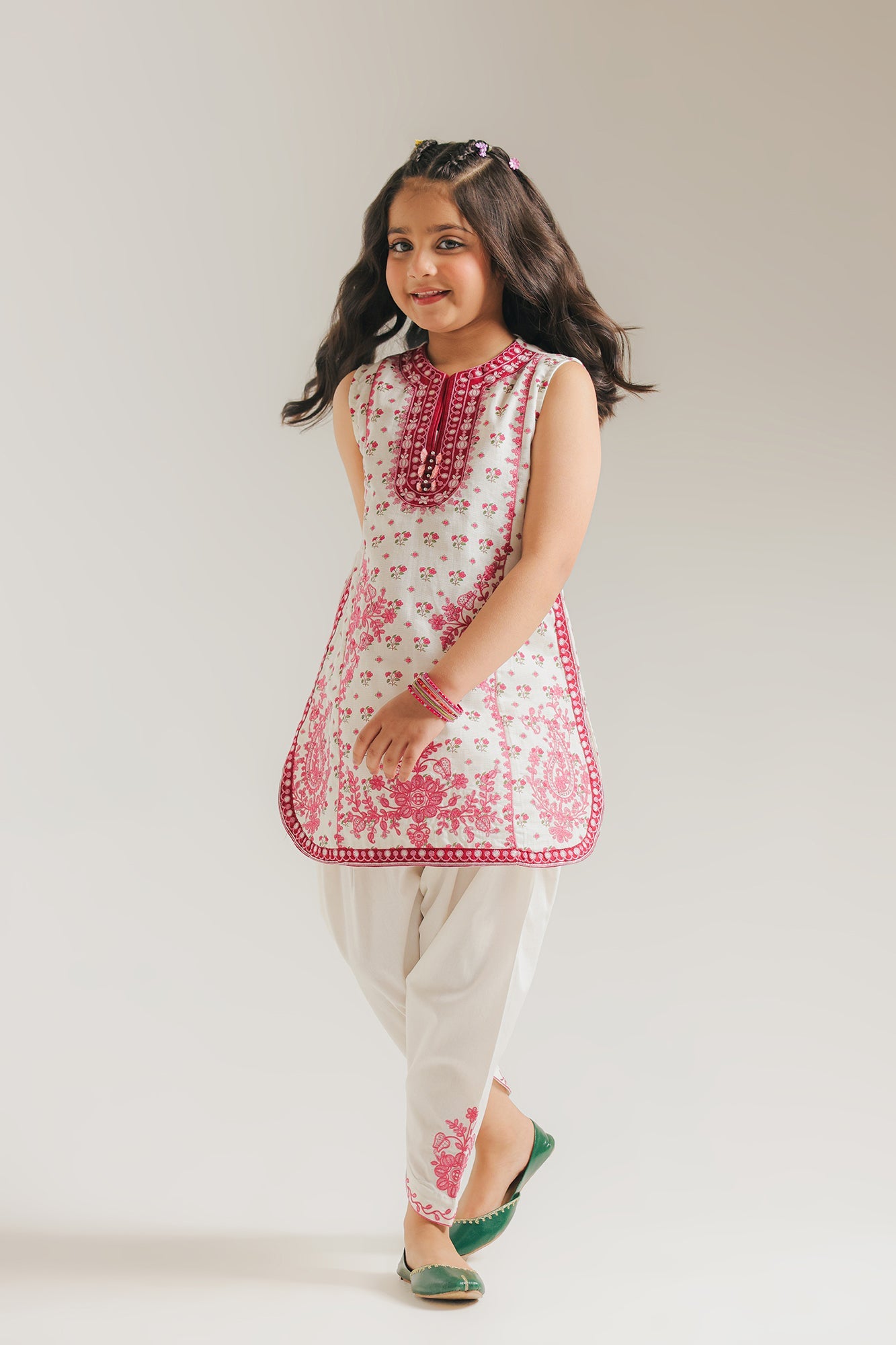 EMBROIDERED SUIT (E1517/402/005 E1517/302/005)