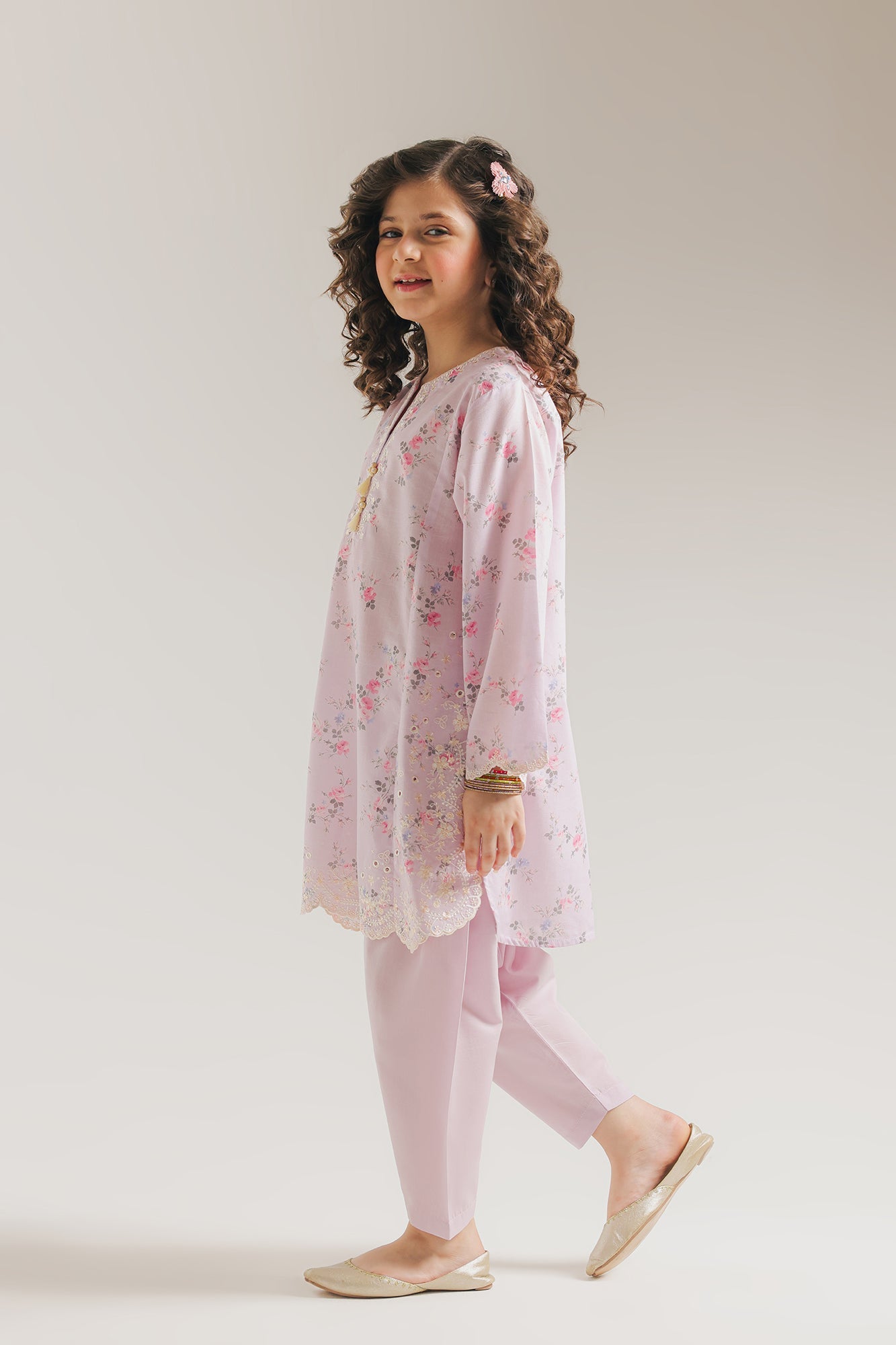 EMBROIDERED SUIT (E1524/402/531 E1524/302/531)