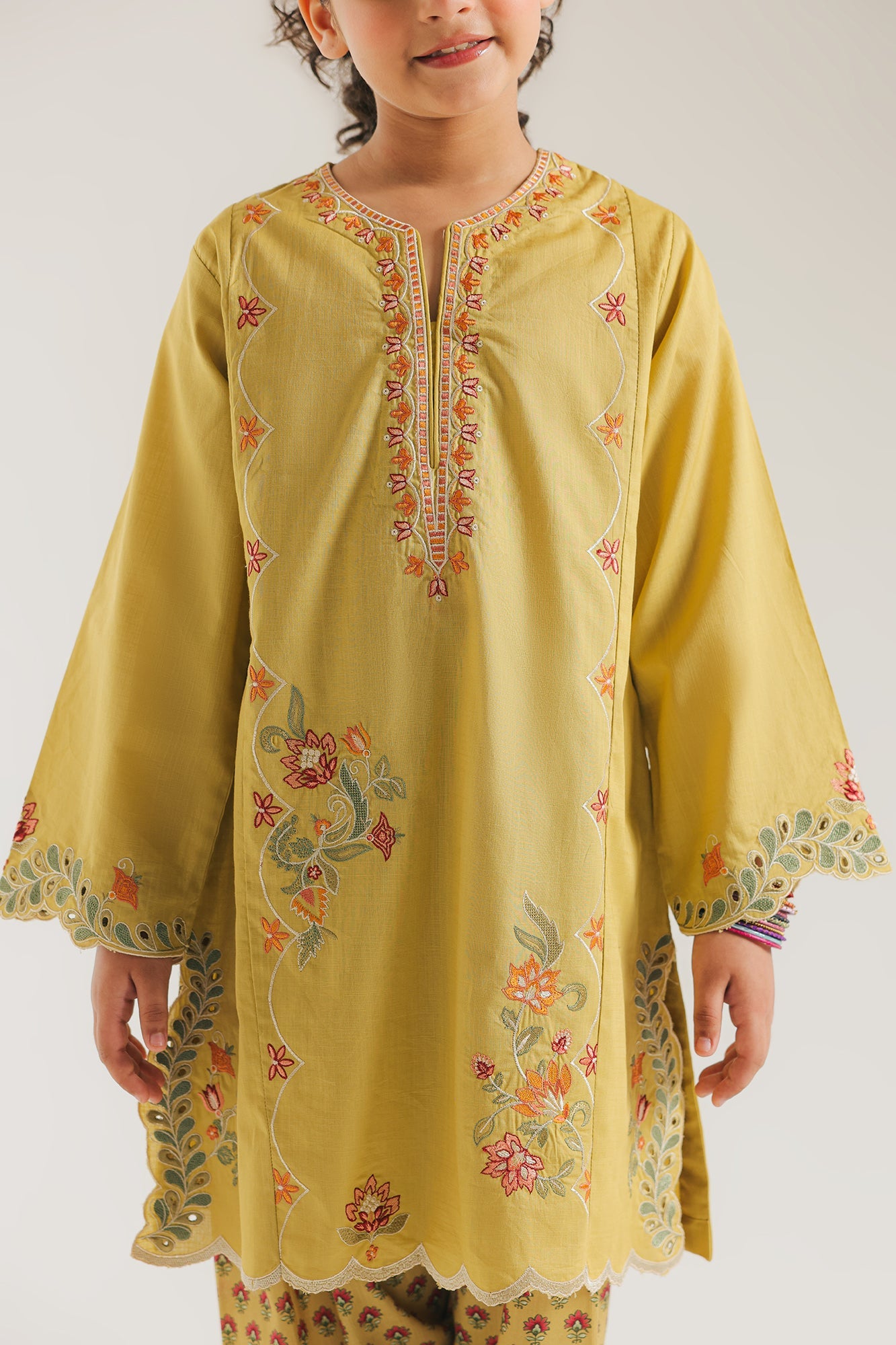 EMBROIDERED SUIT (E1531/402/113 E1531/302/113)