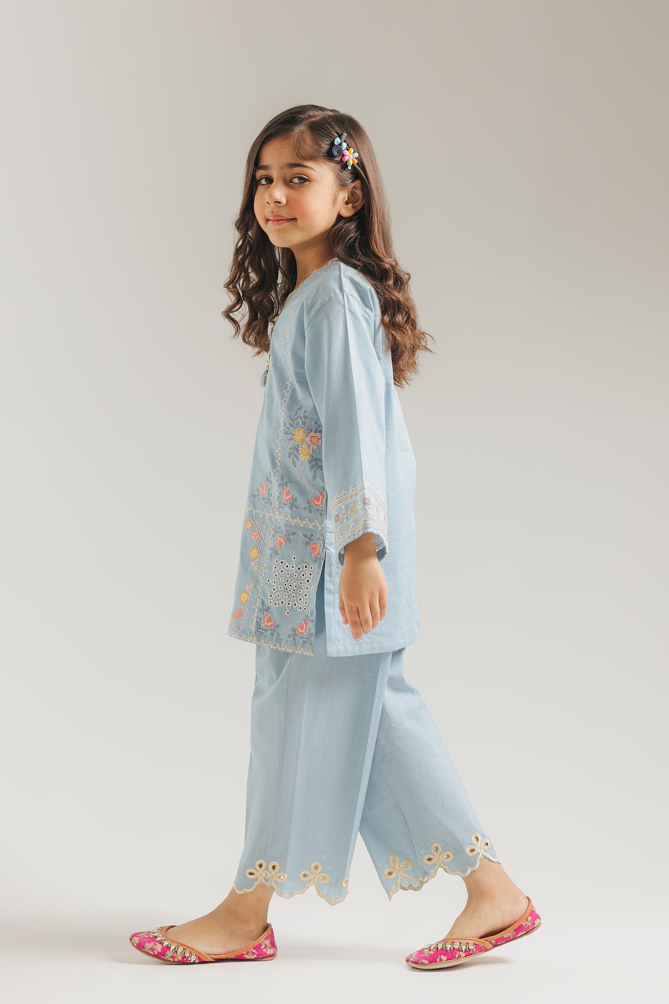 https://cdn.shopify.com/s/files/1/2290/7917/files/E1532-402-722_3.jpg?v=1768821460