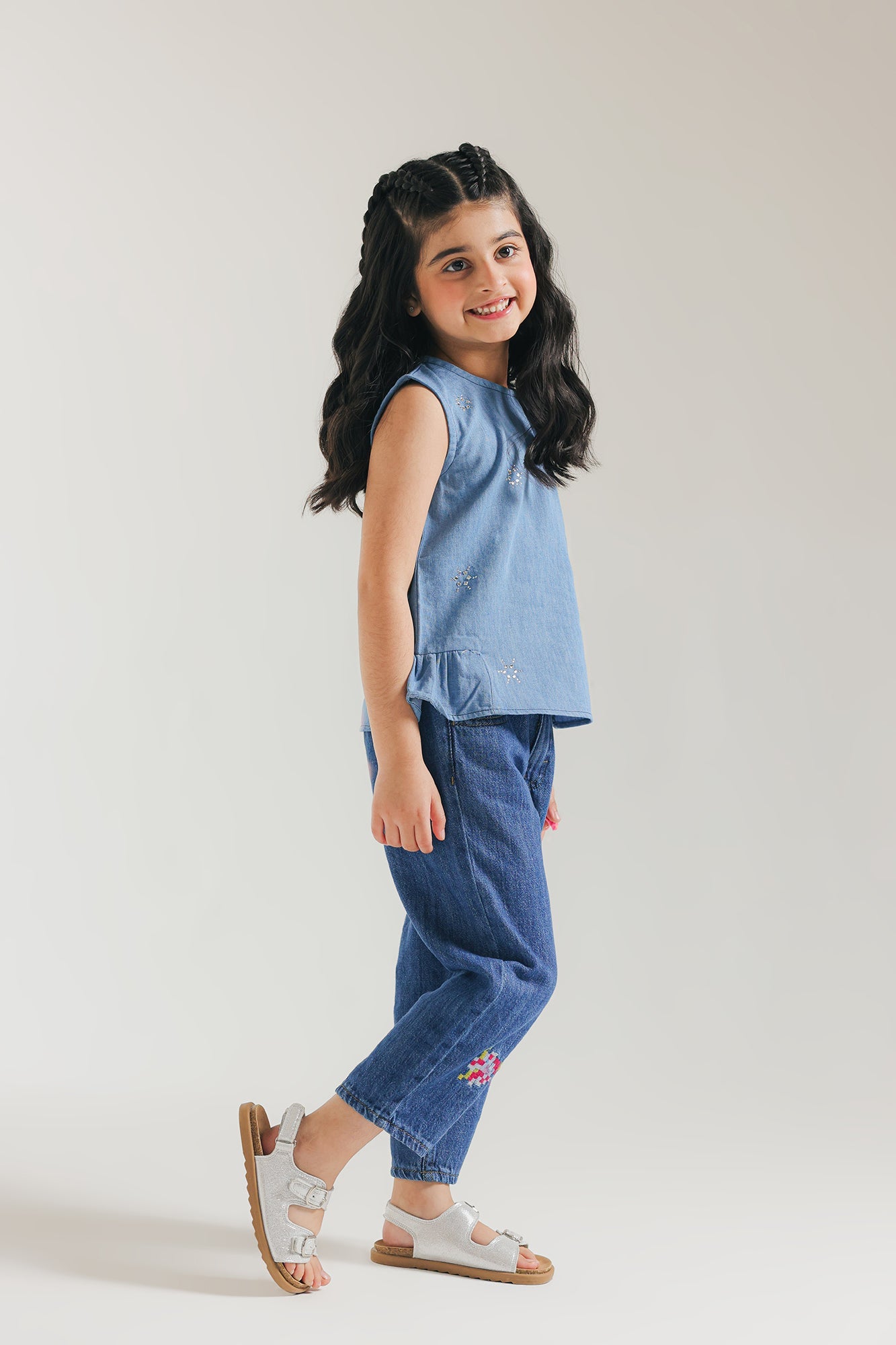 EMBROIDERED TOP (E1553/301/630)