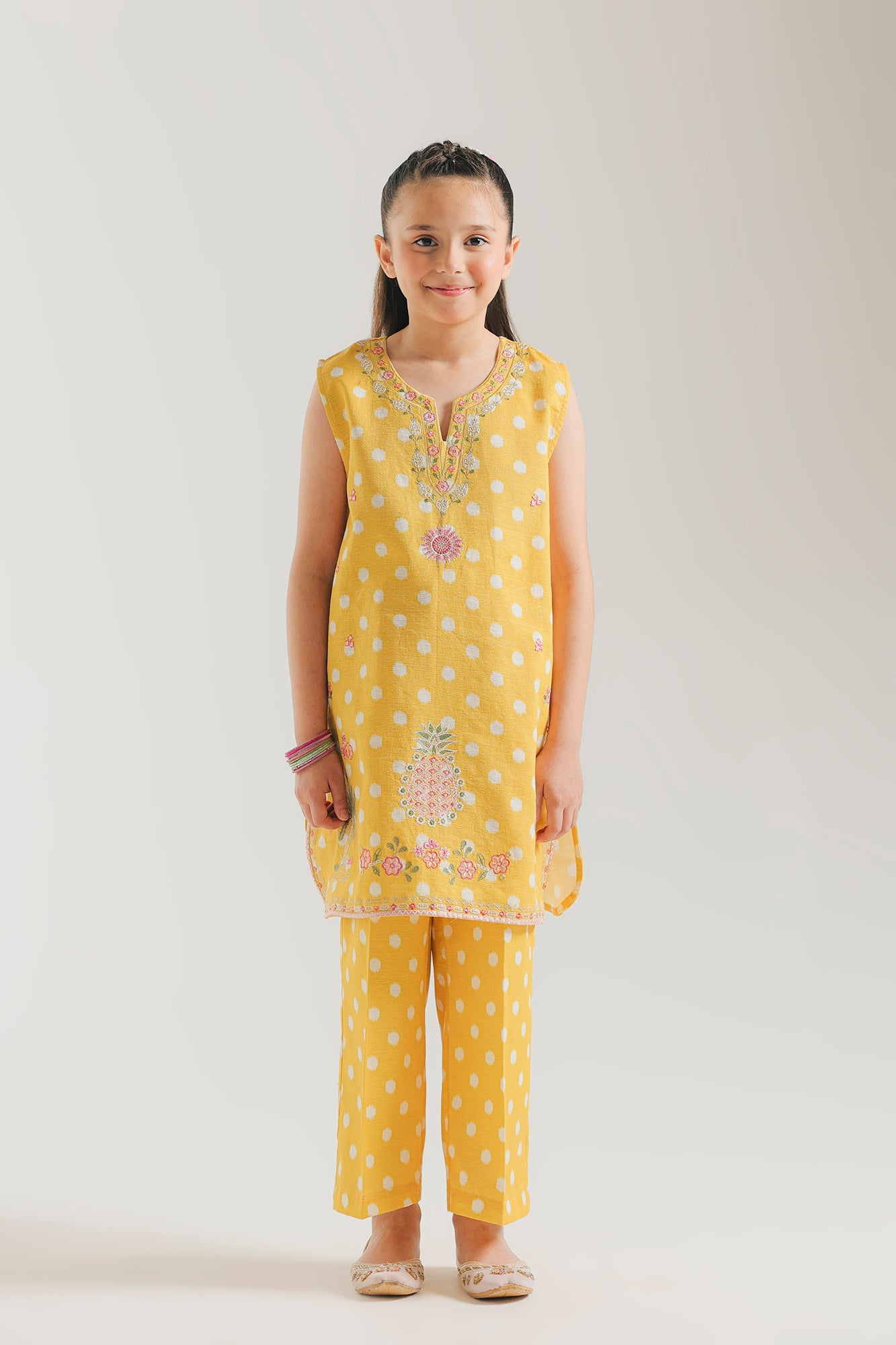 EMBROIDERED SUIT (E1558/402/109 E1558/302/109)