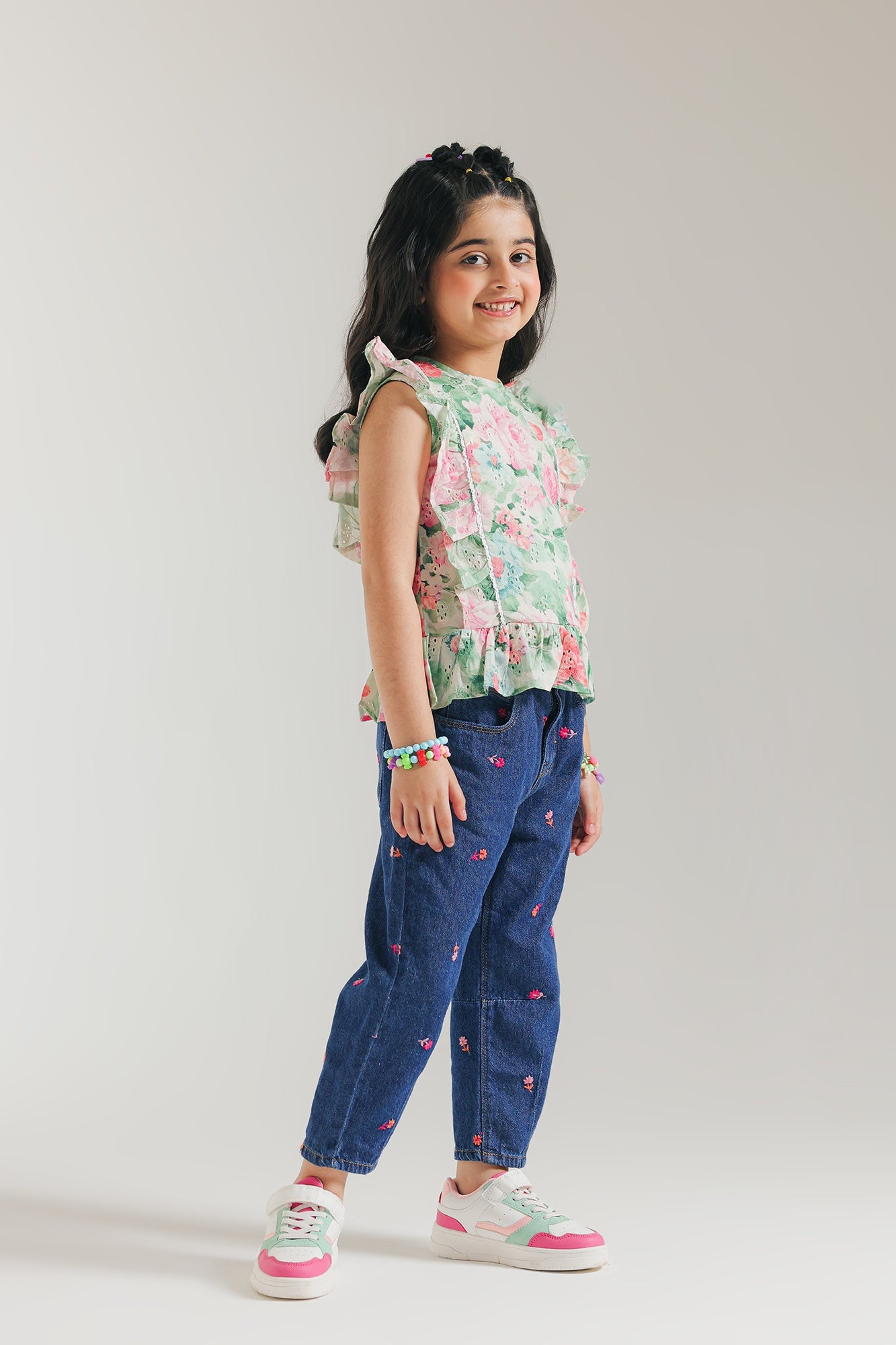 EMBROIDERED TOP (E1563/301/001)