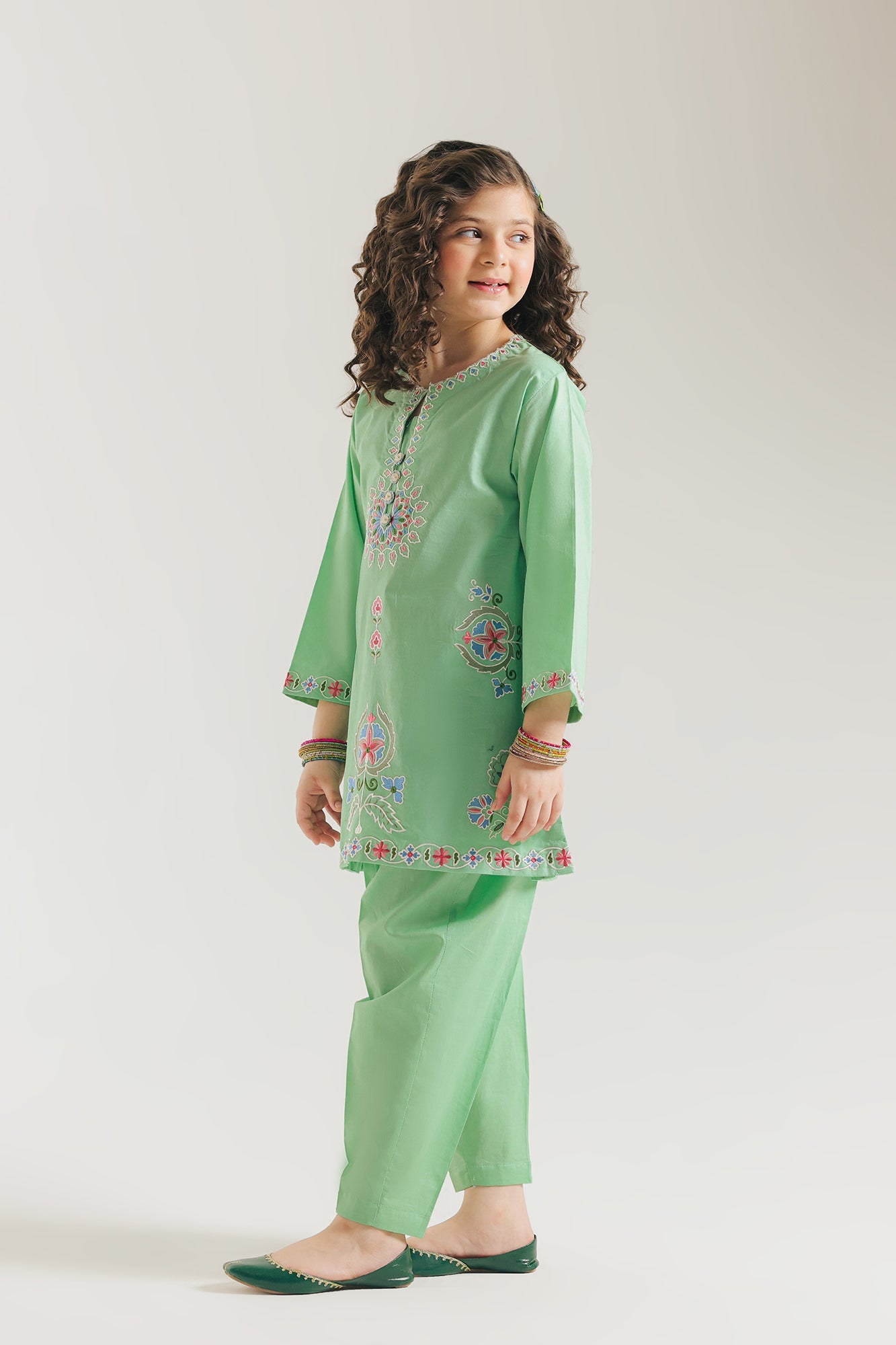 EMBROIDERED SUIT (E1566/402/714 E1566/302/714)