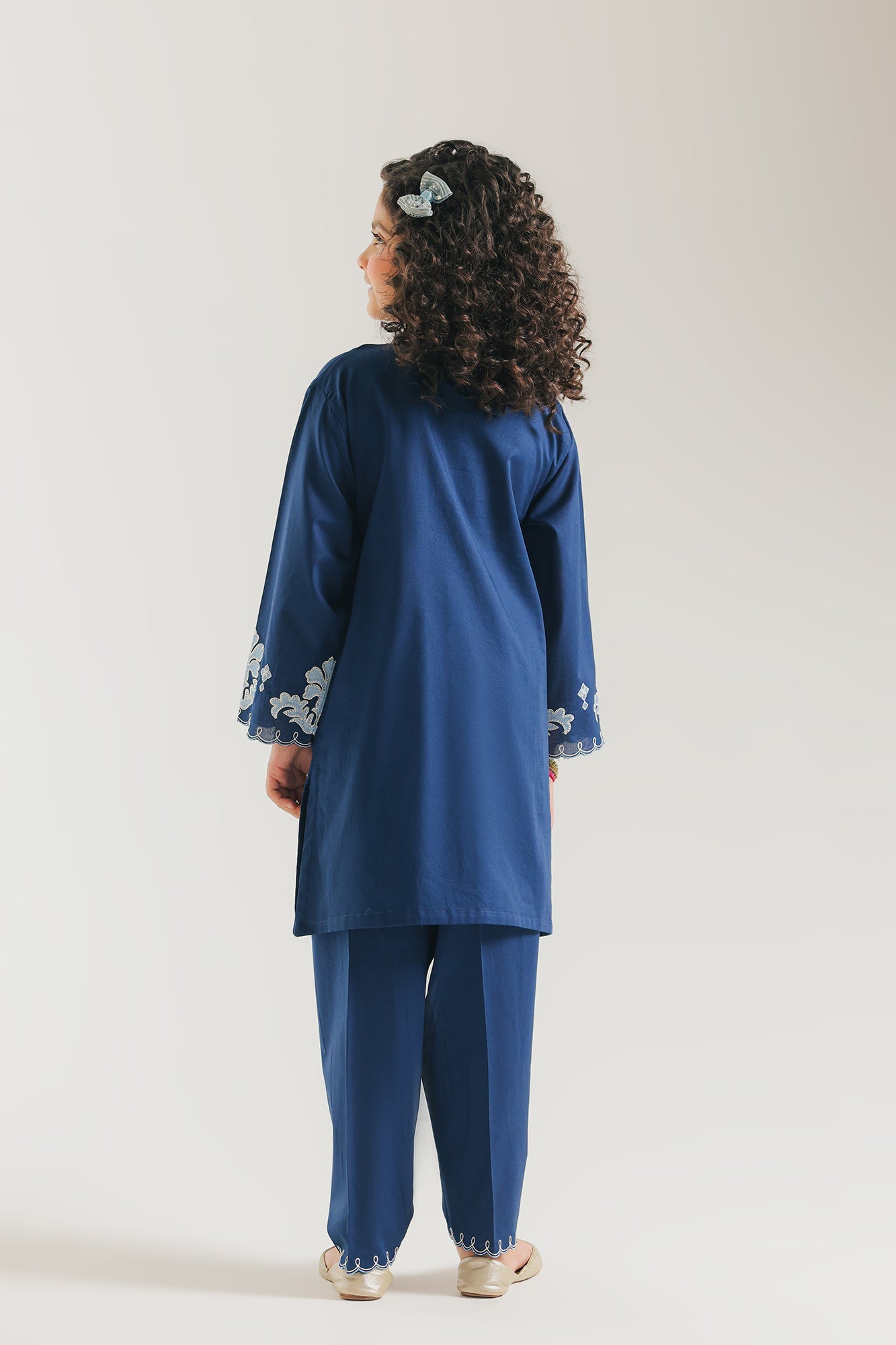 Embroidered Suit (E1569/402/627 E1569/302/627)