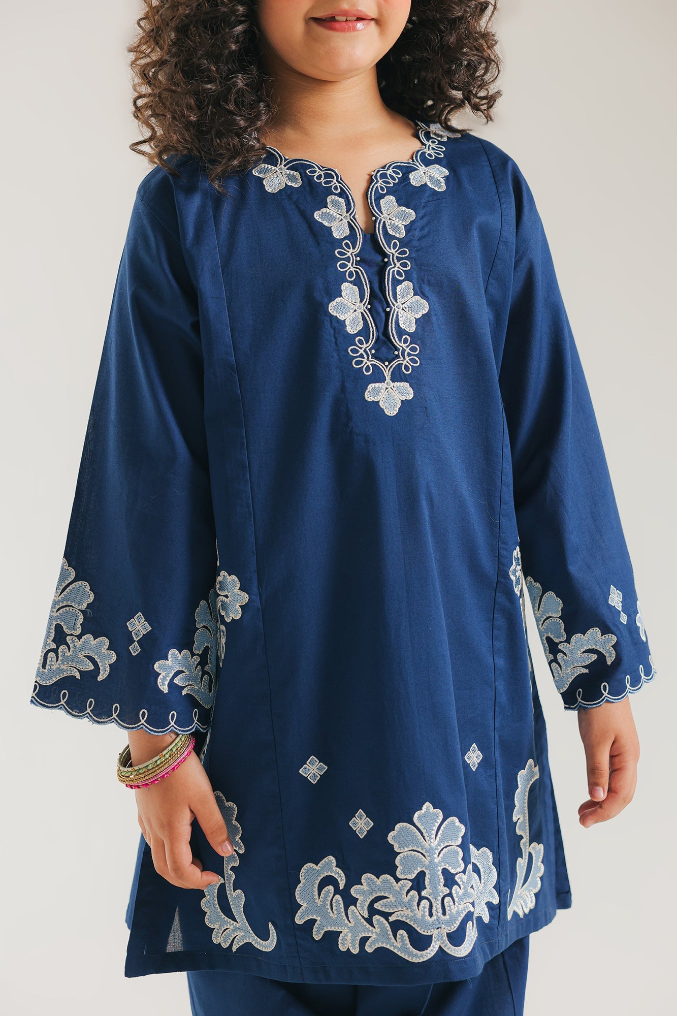 Embroidered Suit (E1569/402/627 E1569/302/627)