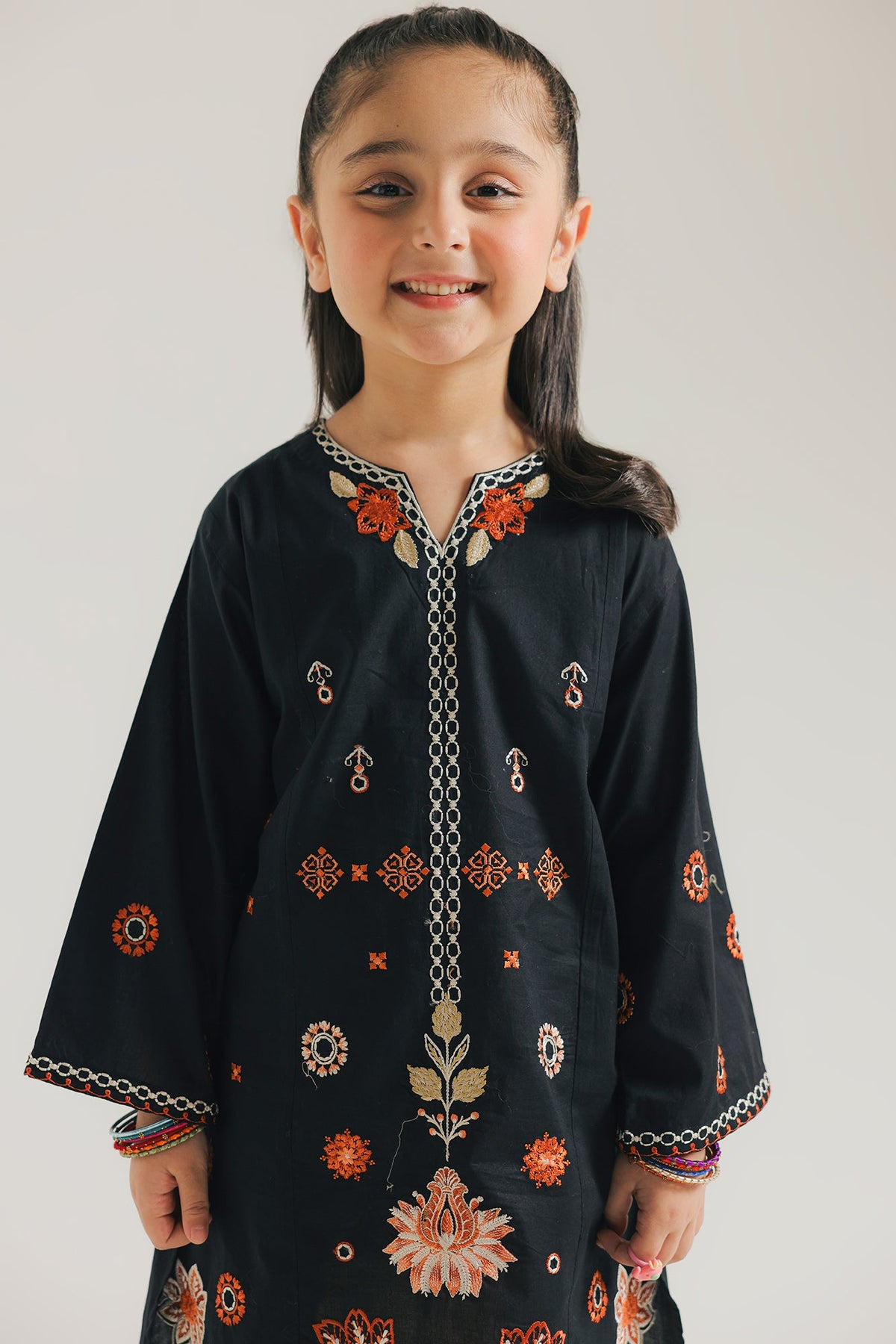 EMBROIDERED SUIT (E1571/402/902 E1571/302/902)