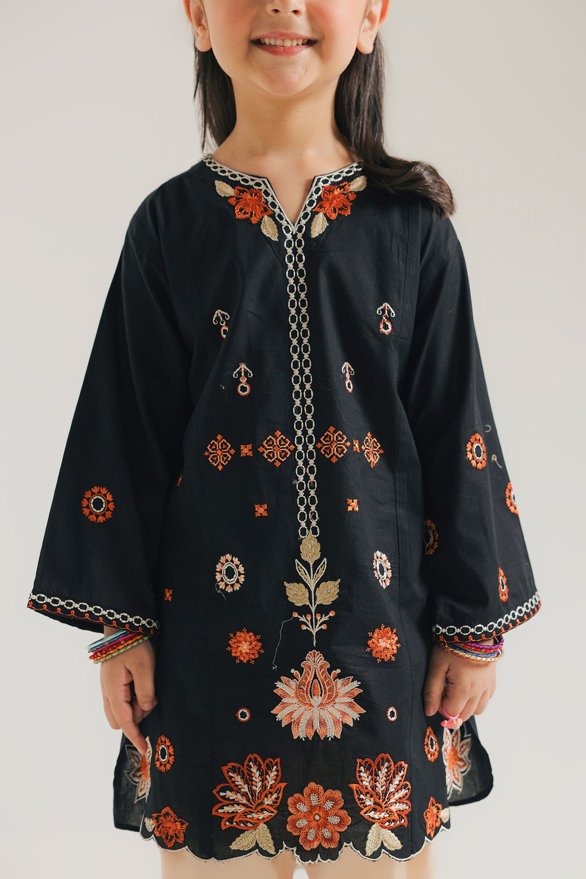 EMBROIDERED SUIT (E1571/402/902 E1571/302/902)