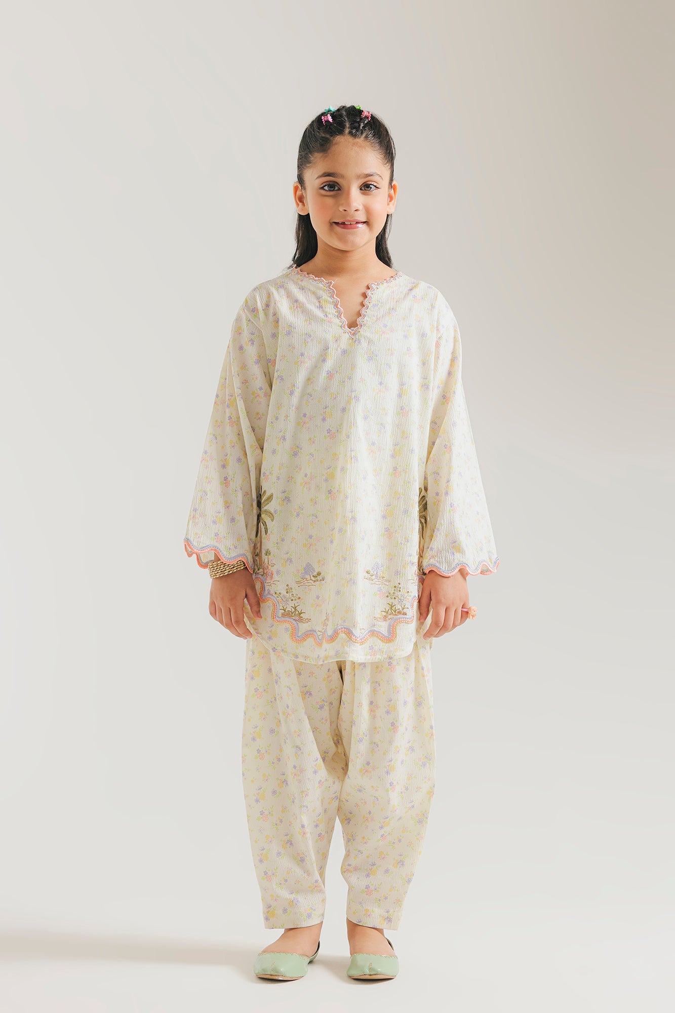 EMBROIDERED SUIT (E1575/402/004 E1575/302/004)