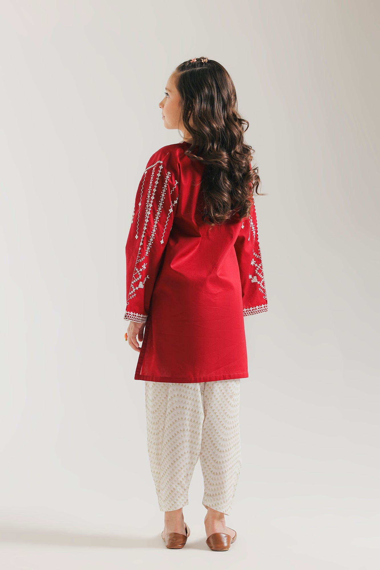 EMBROIDERED SUIT (E1582/402/416 E1582/302/416)