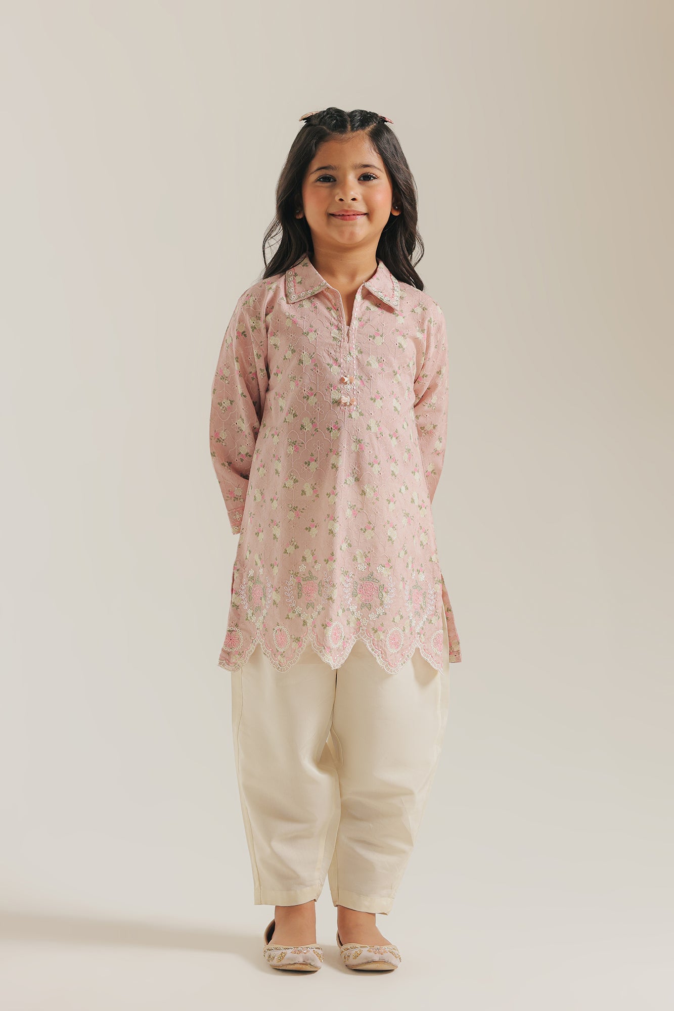 EMBROIDERED SUIT (E1596/402/316 E1596/302/316)